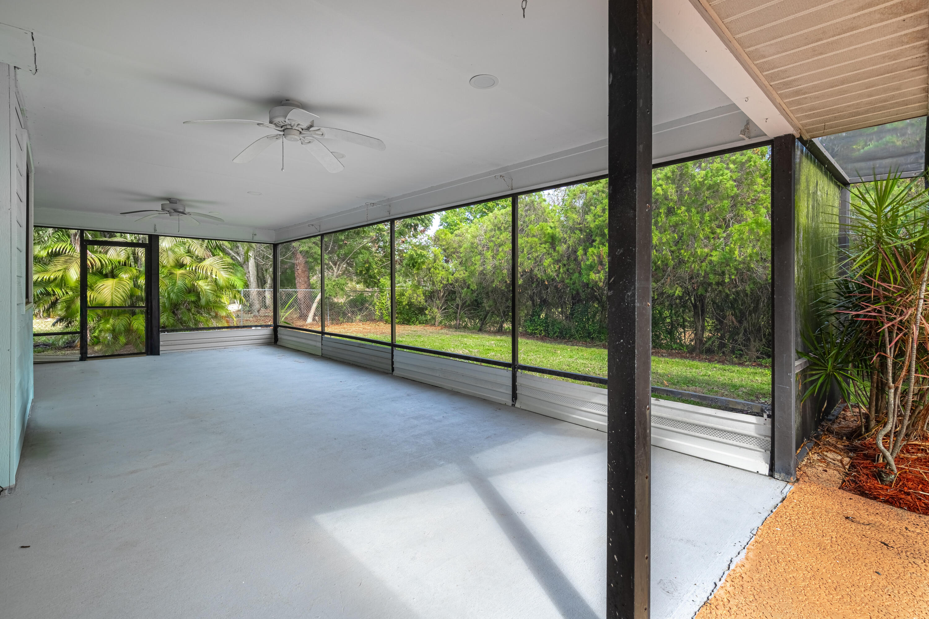 PORT ST LUCIE SECTION 27 - Residential