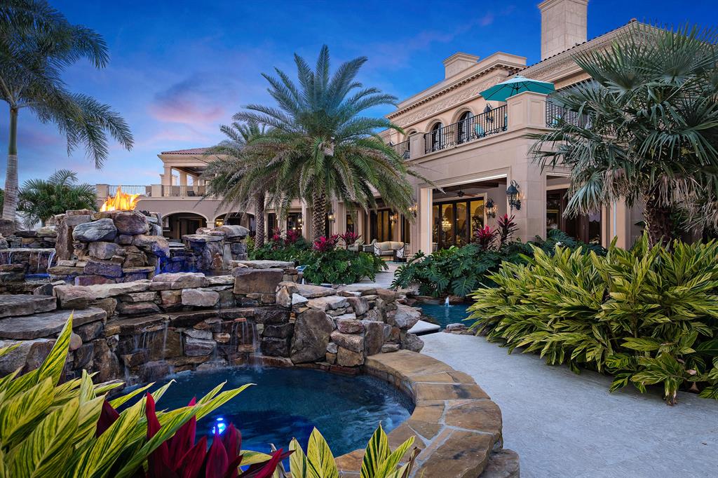 Admirals Cove - Residential