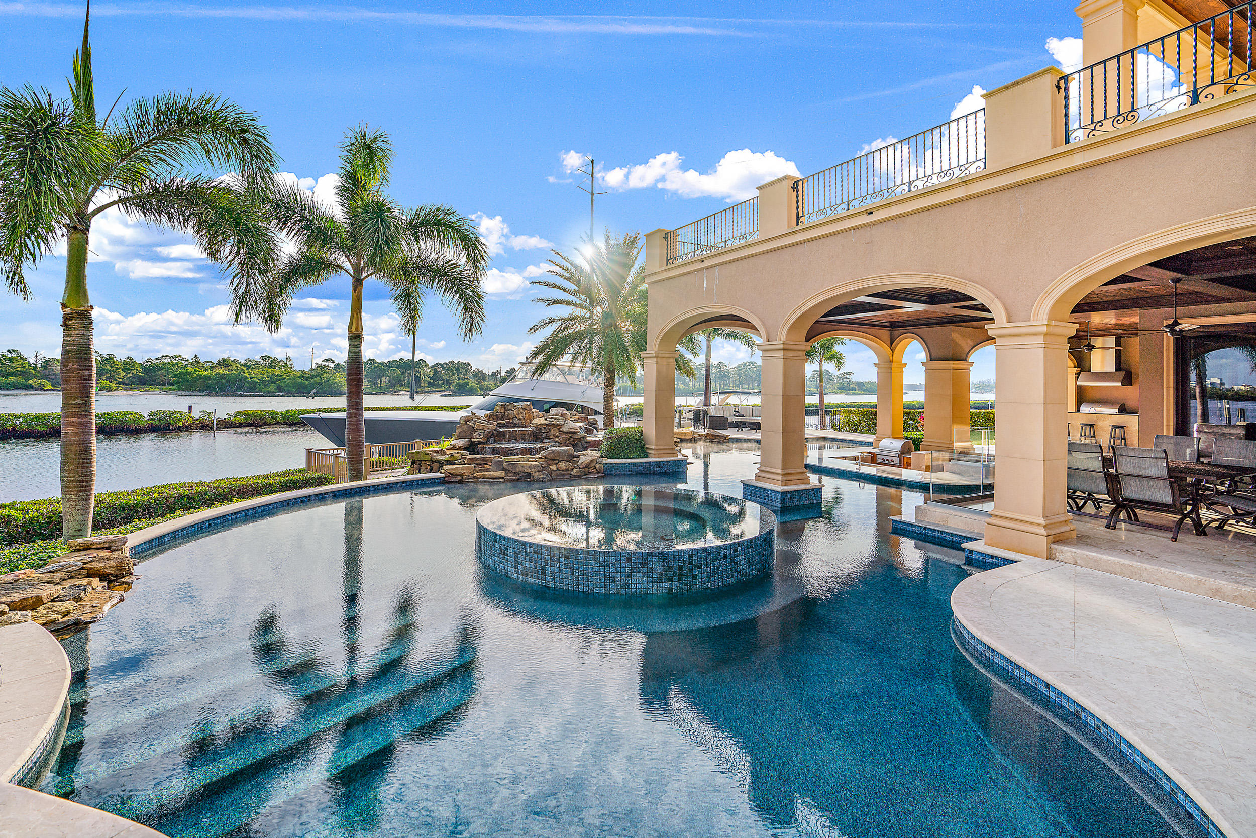 Admirals Cove - Residential