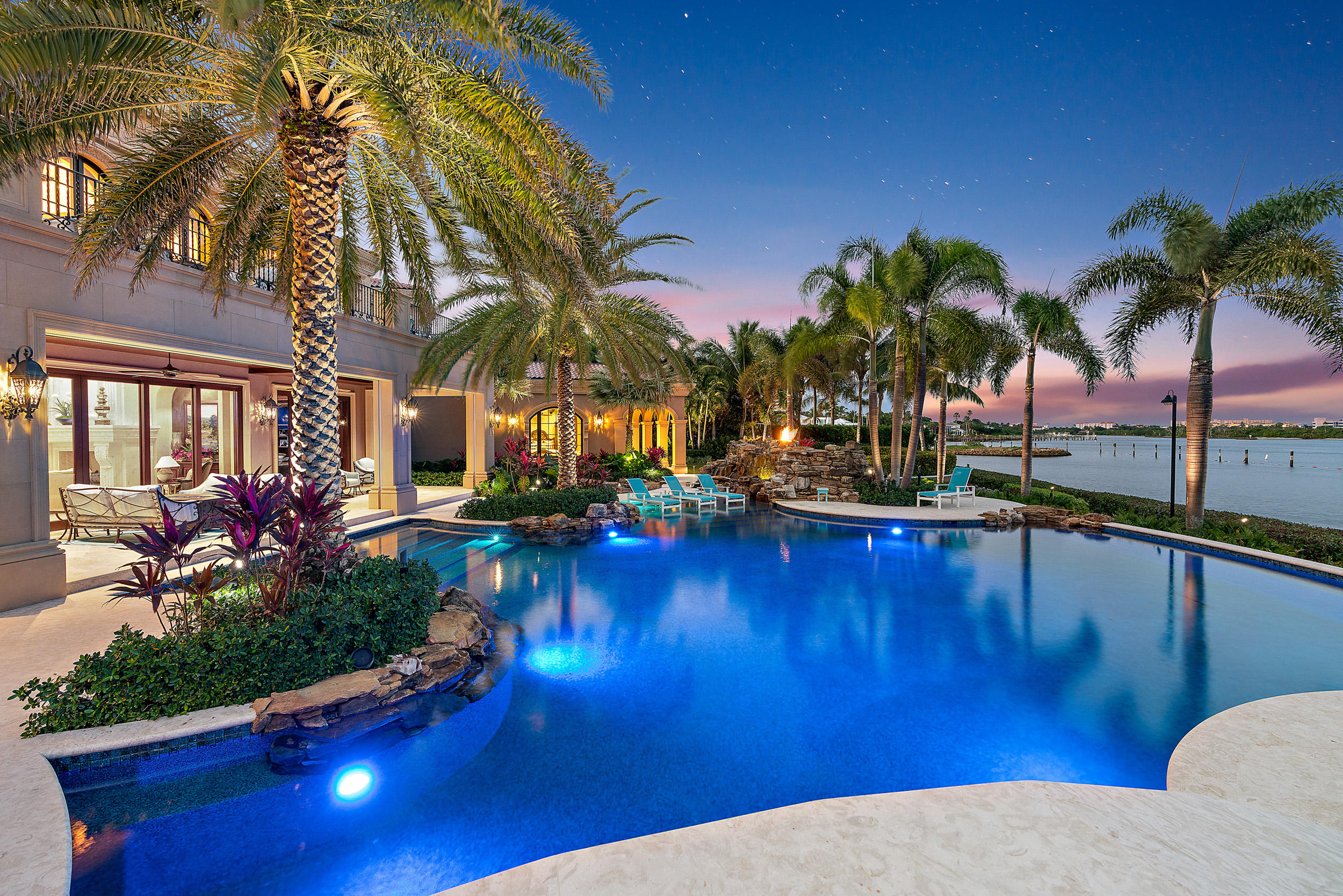 Admirals Cove - Residential