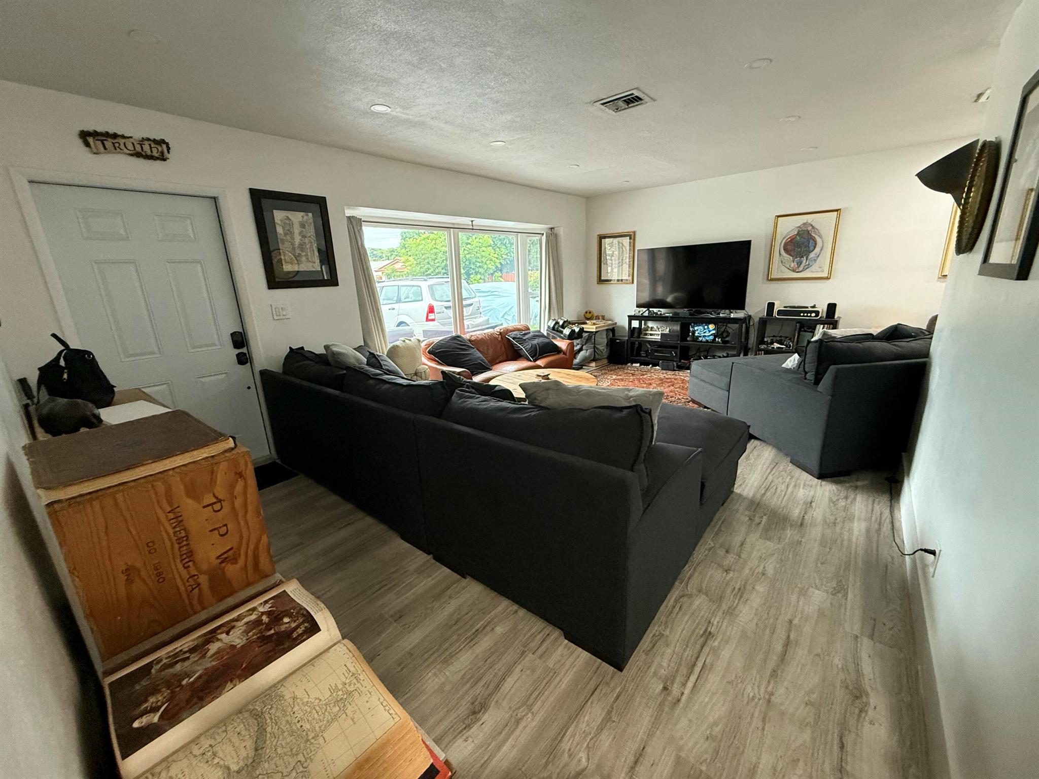 PALM-AIRE VILLAGE 2ND SEC - Residential Lease