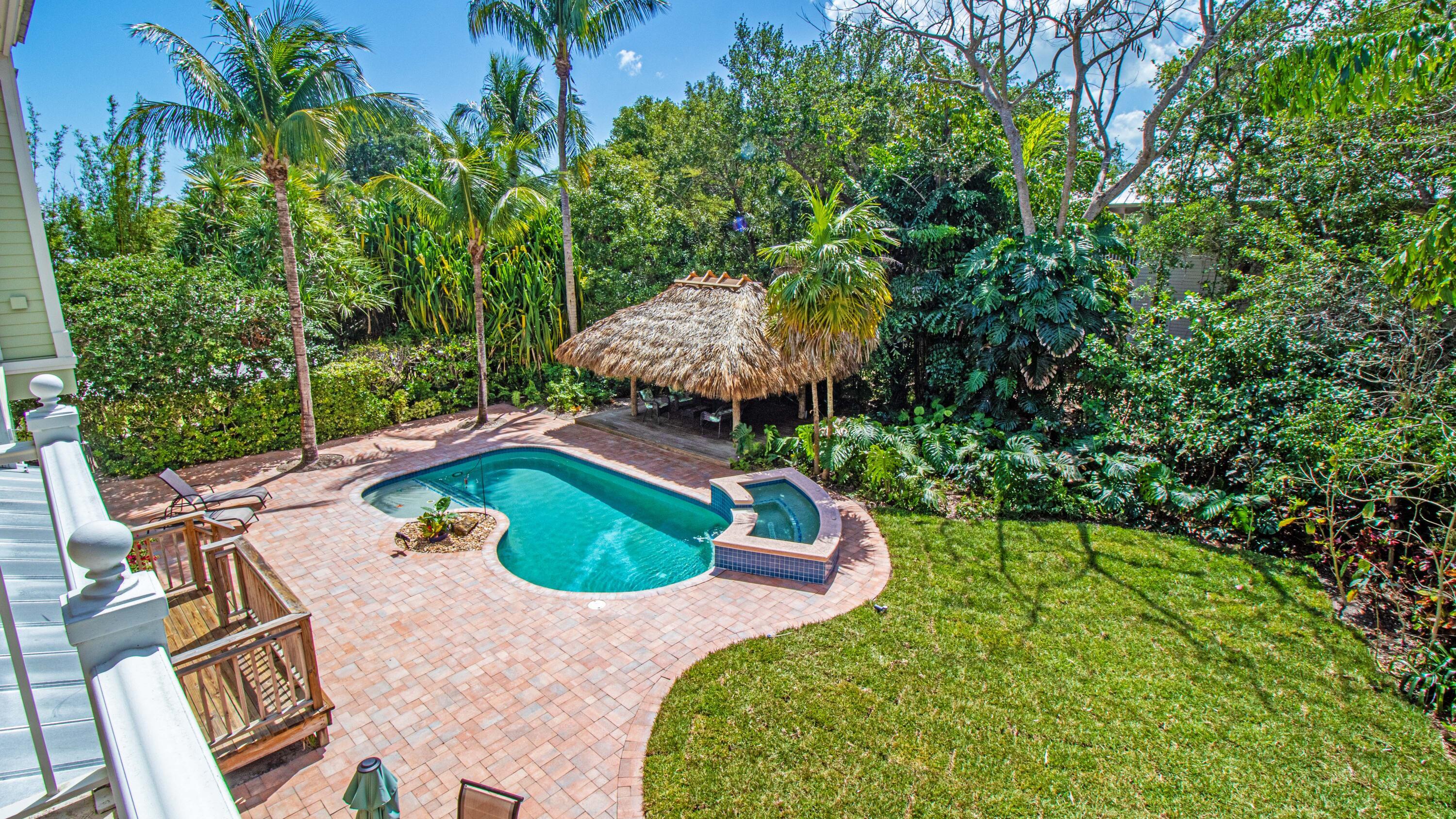 THE REEF (AKA COLONY OF ROCKY POINT) - Residential