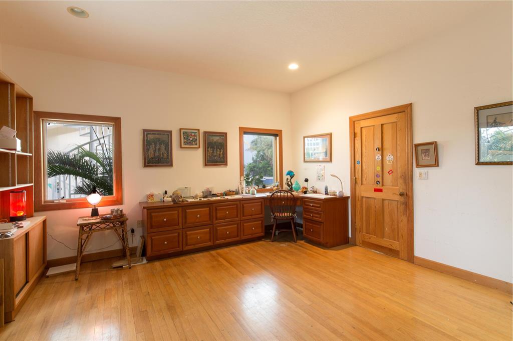 NORTH PALM BCH 3 - Residential