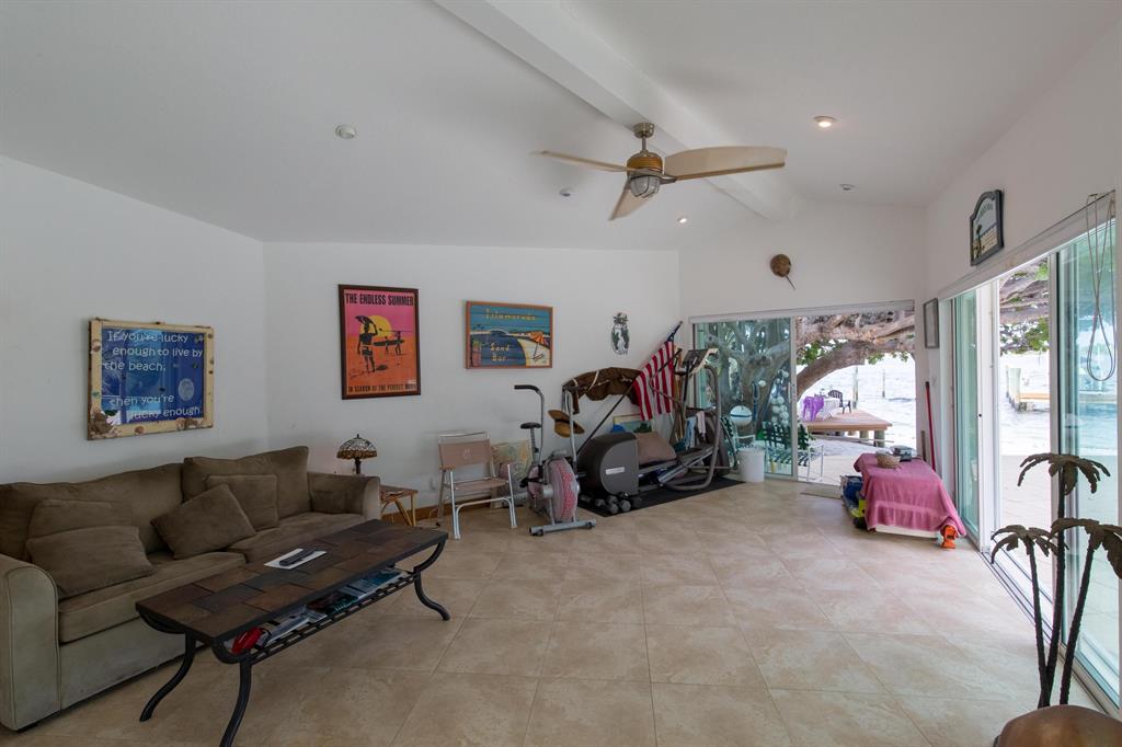 NORTH PALM BCH 3 - Residential