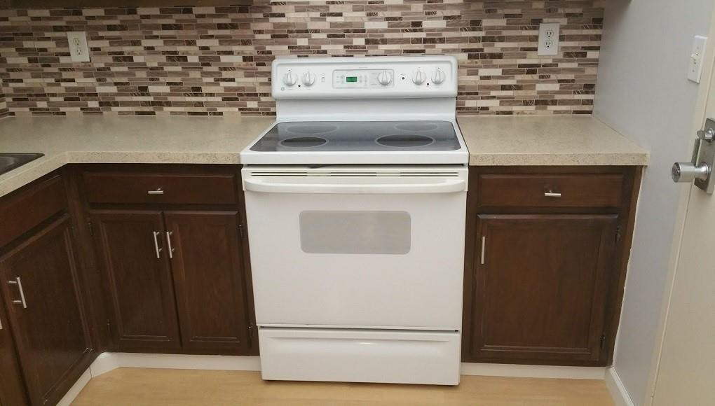 Country Club Towers - Residential