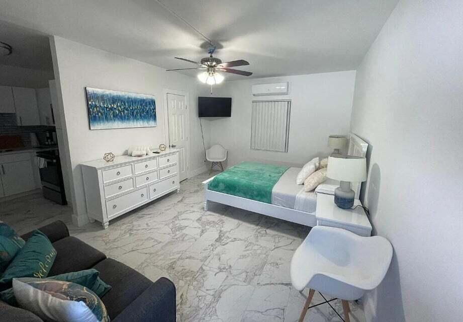 BOCA RATON POR LA MAR - Residential Lease