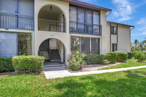 A home in Greenacres