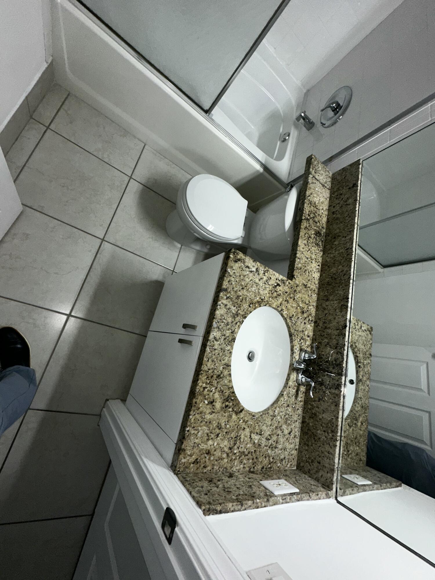 EL-AD ENCLAVE AT MIRAMAR CONDO - Residential Lease