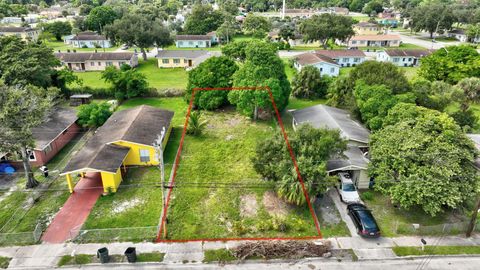 901 N 22nd Street Fort Pierce FL 34950