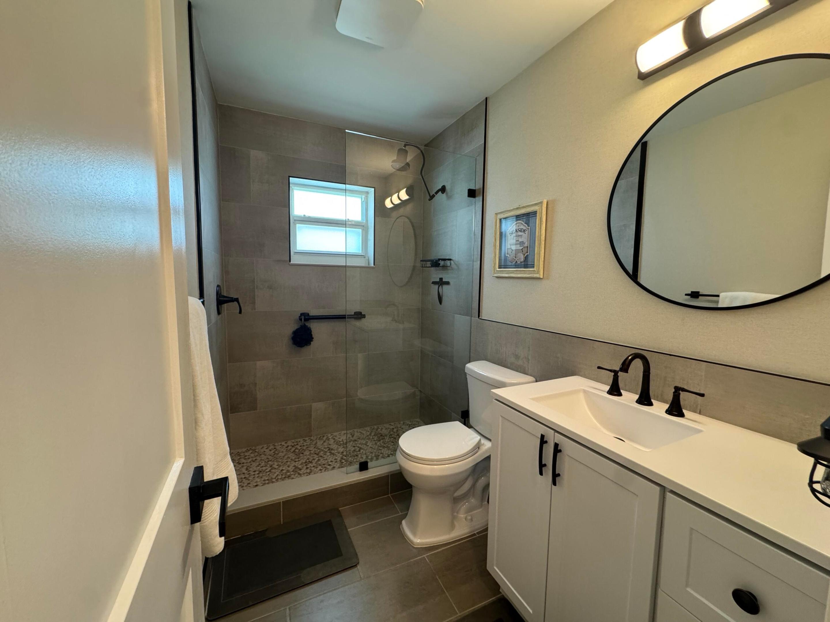 PALM BEACH LEISUREVILLE SEC 2 - Residential Lease