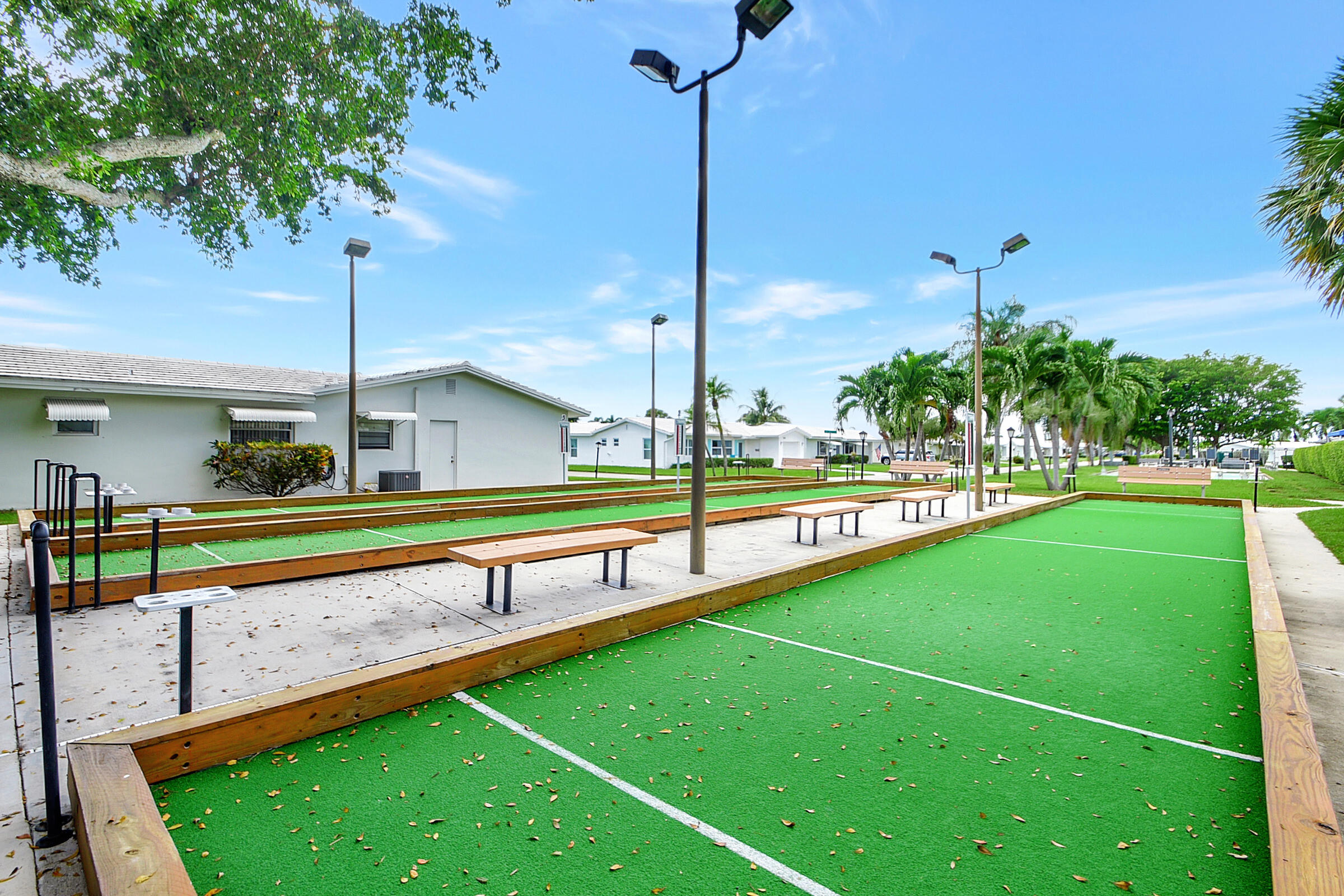 PALM BEACH LEISUREVILLE SEC 2 - Residential Lease