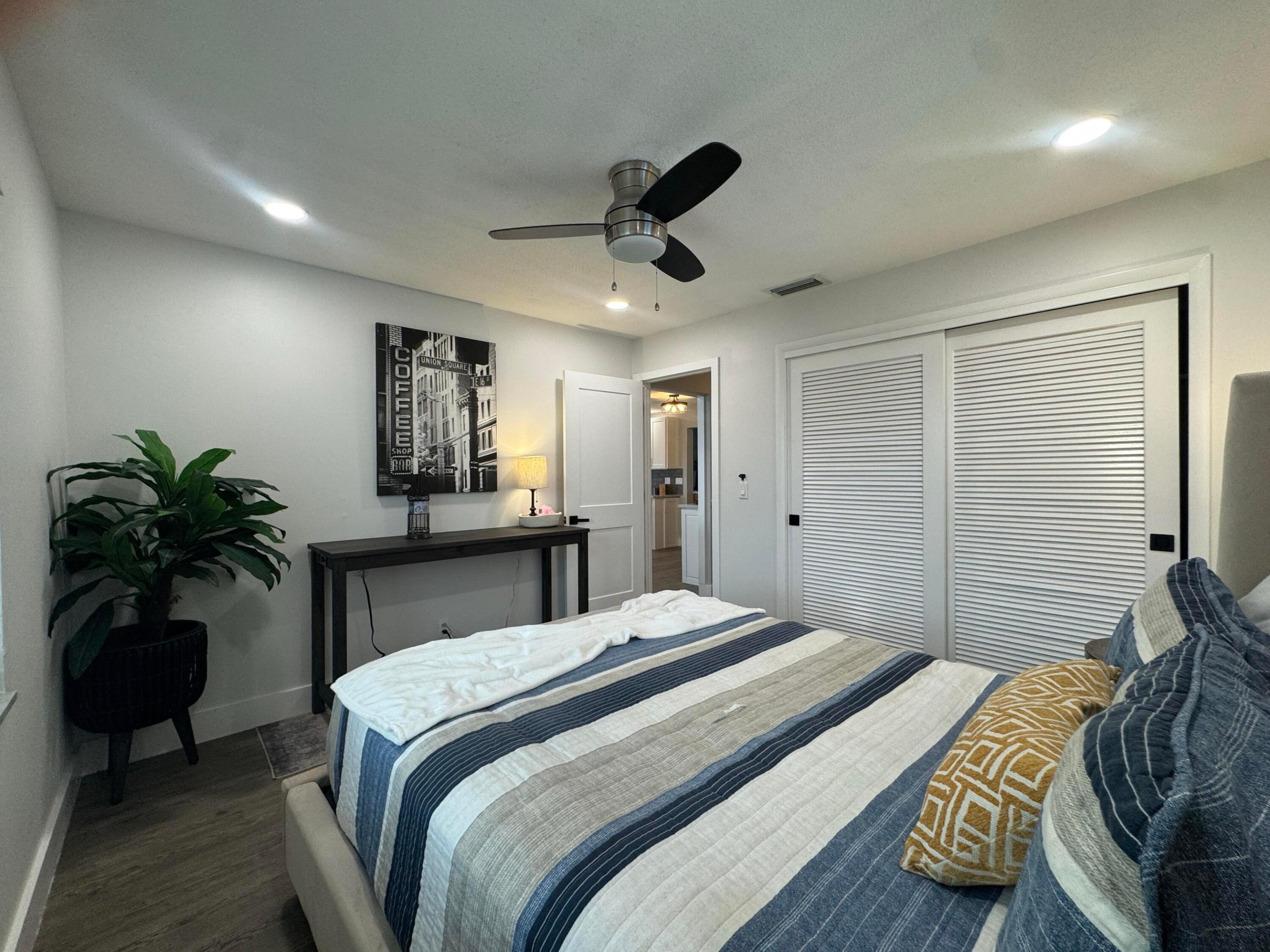 PALM BEACH LEISUREVILLE SEC 2 - Residential Lease