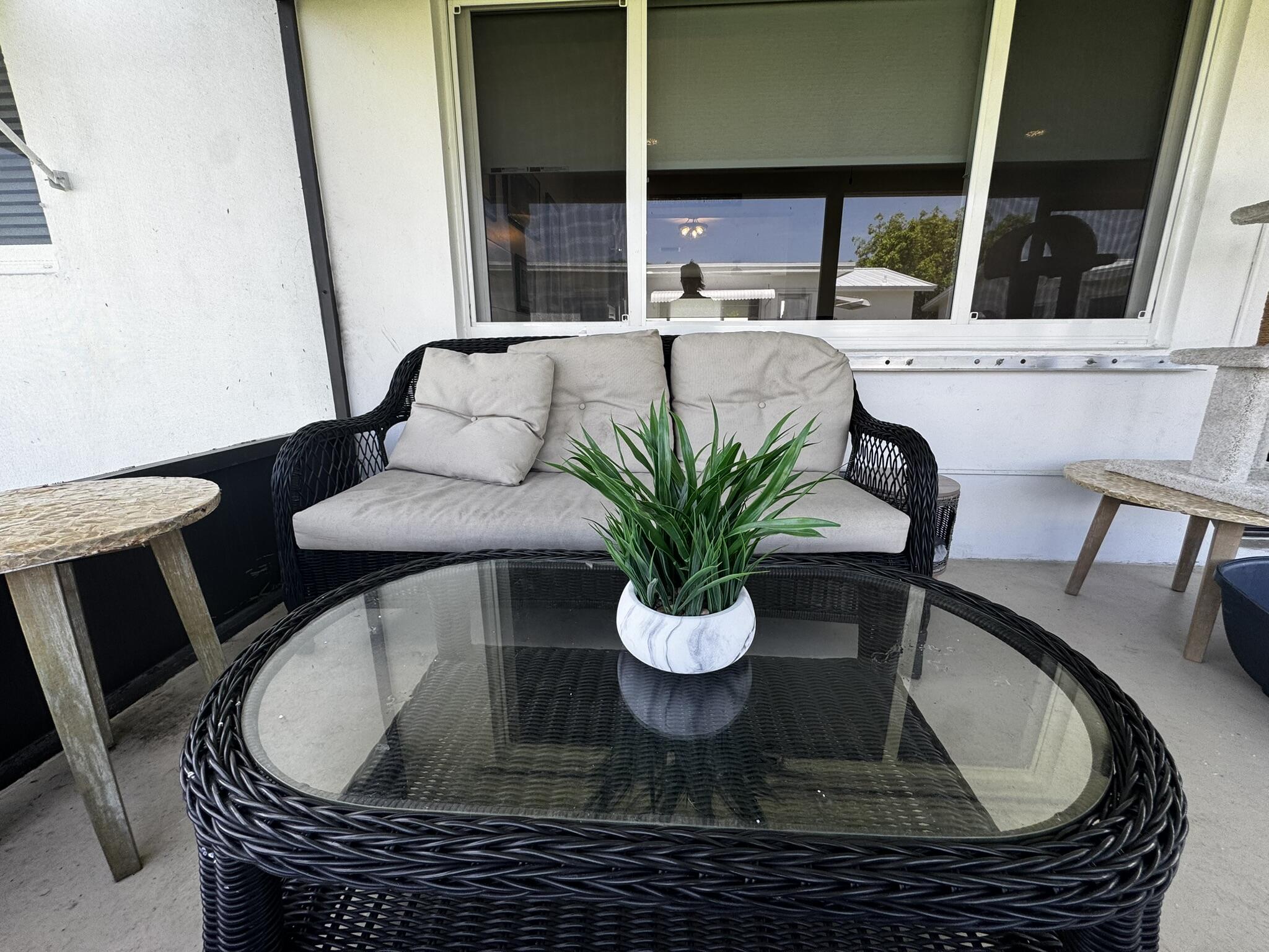 PALM BEACH LEISUREVILLE SEC 2 - Residential Lease