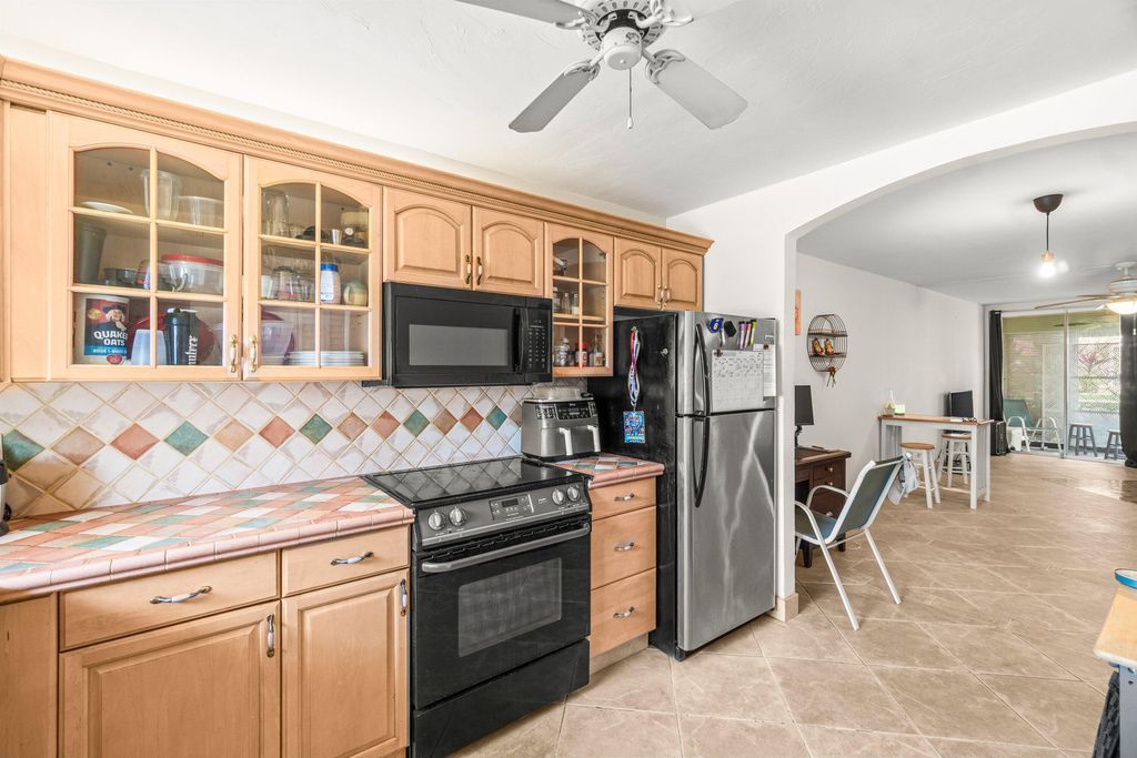 Photo of 750 SE 6th Avenue #125, Deerfield Beach, FL 33441 (MLS # B26021064)