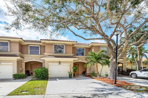 427 Rainbow Springs Terrace Royal Palm Beach FL 33411
