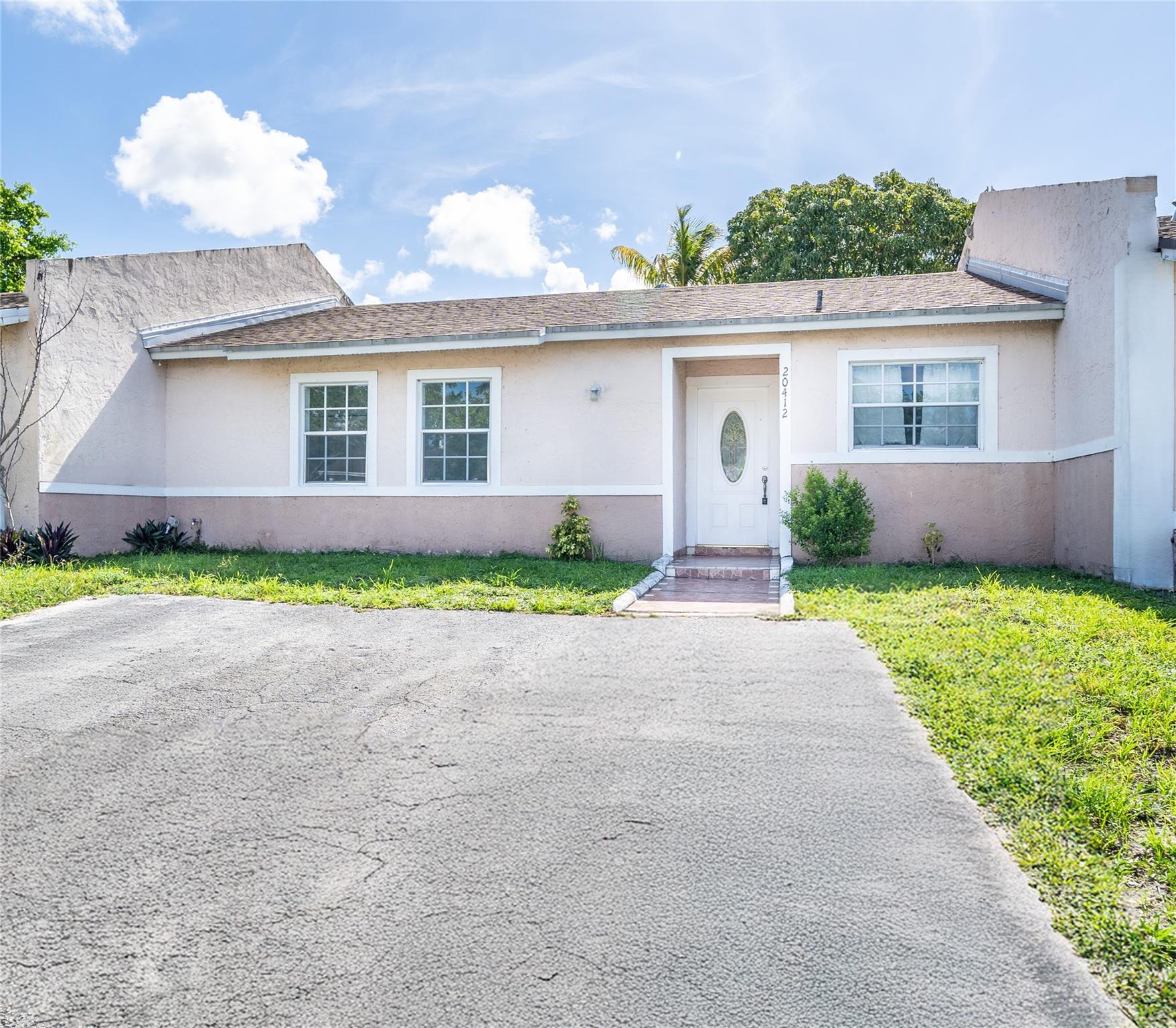 Excellent location, townhouse. 3 bedrooms and two full bathrooms, tile flooring throughout the house, a driveway for parking, and a lovely backyard patio for family entertainment Washer and dryer inside with extra storage room. Tenants are responsible for all utilities and must obtain approval from the HOA. Equal Housing Opportunity.