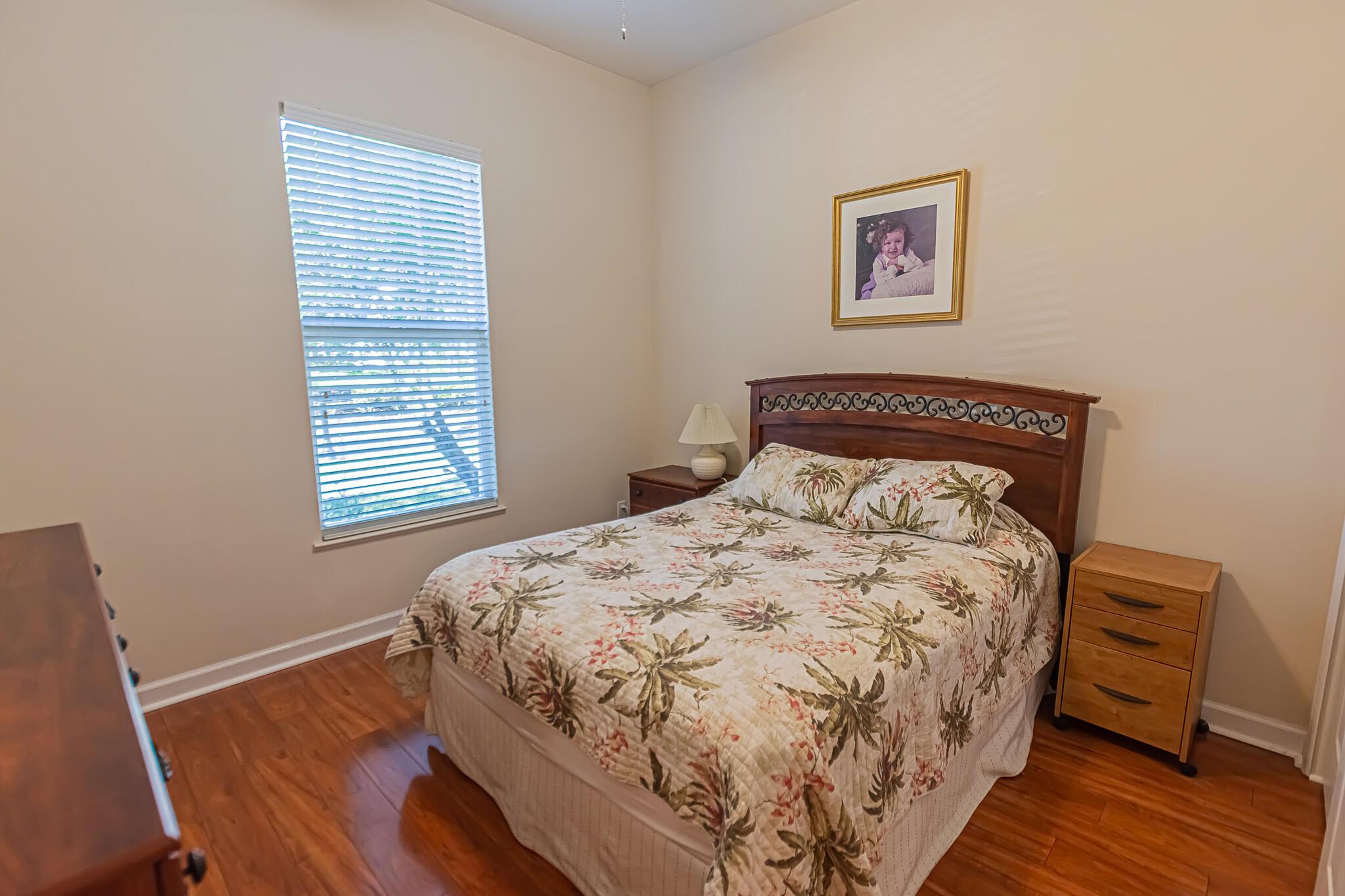 BEDFORD PARK - Residential