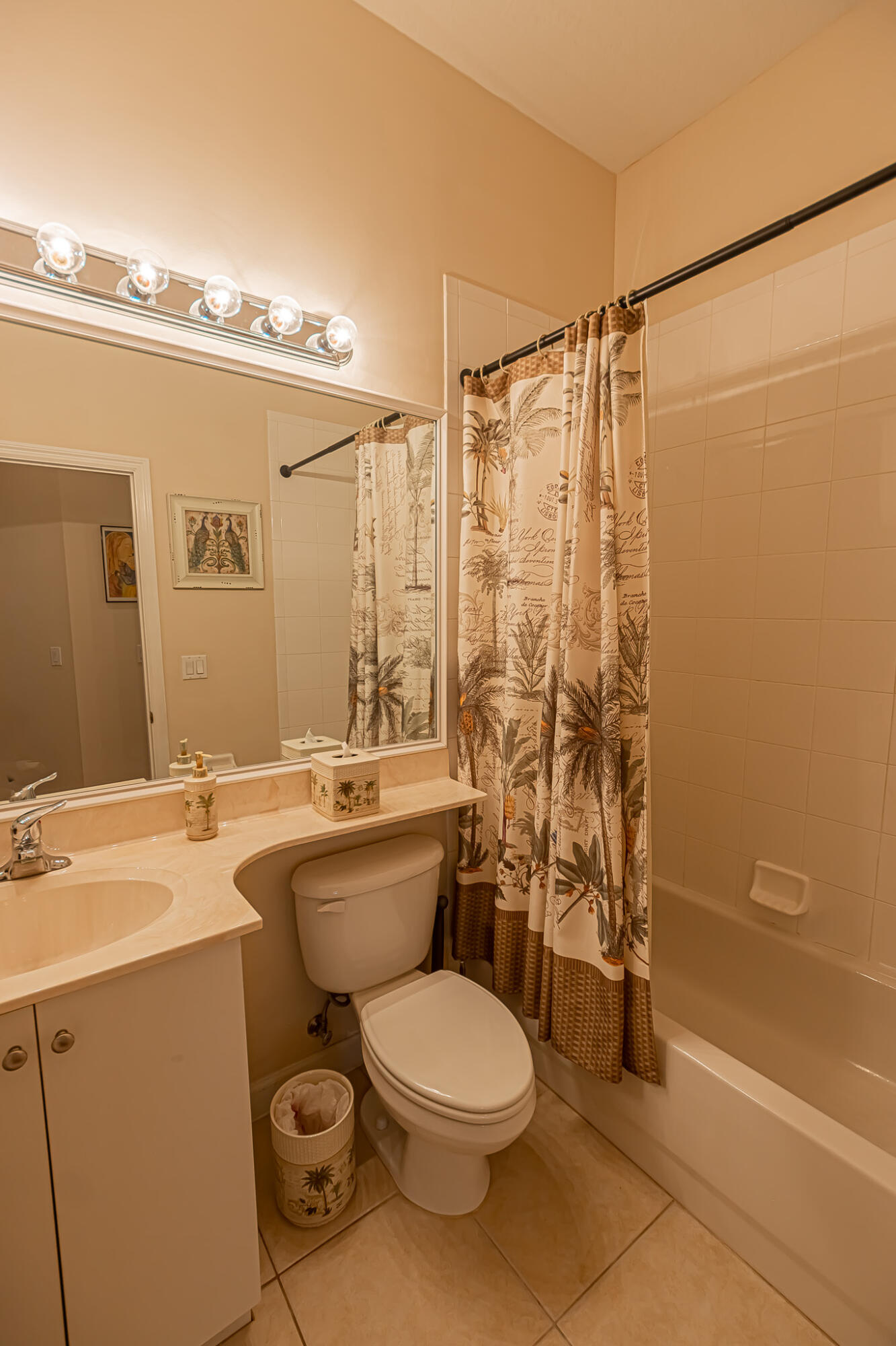 BEDFORD PARK - Residential