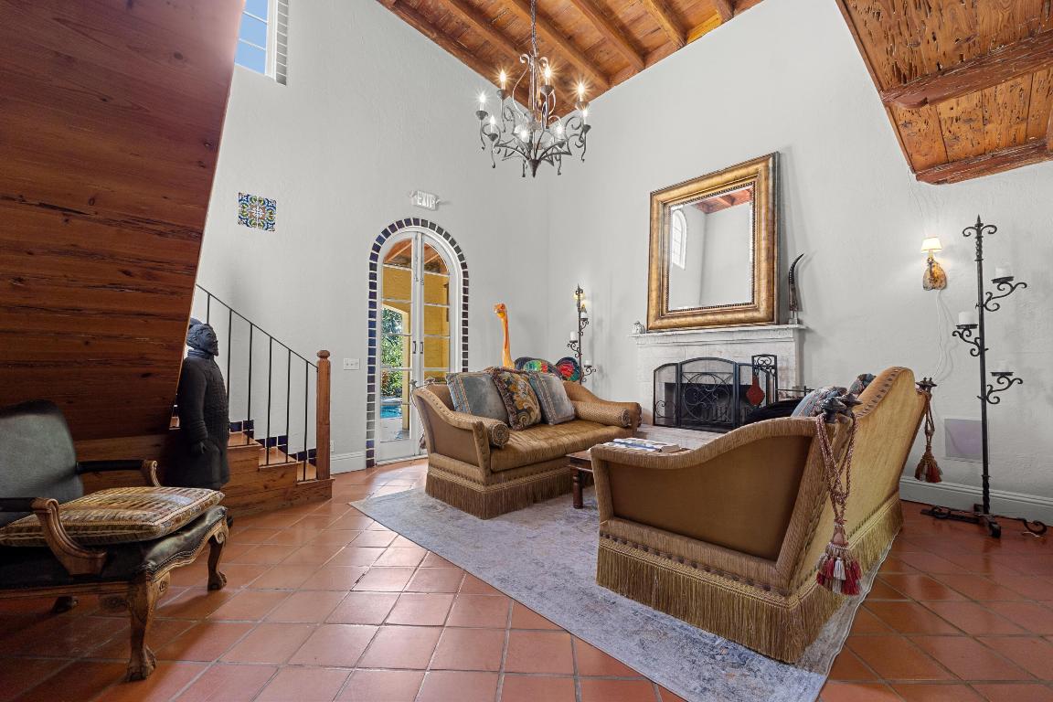 GRANDVIEW HEIGHTS - Residential