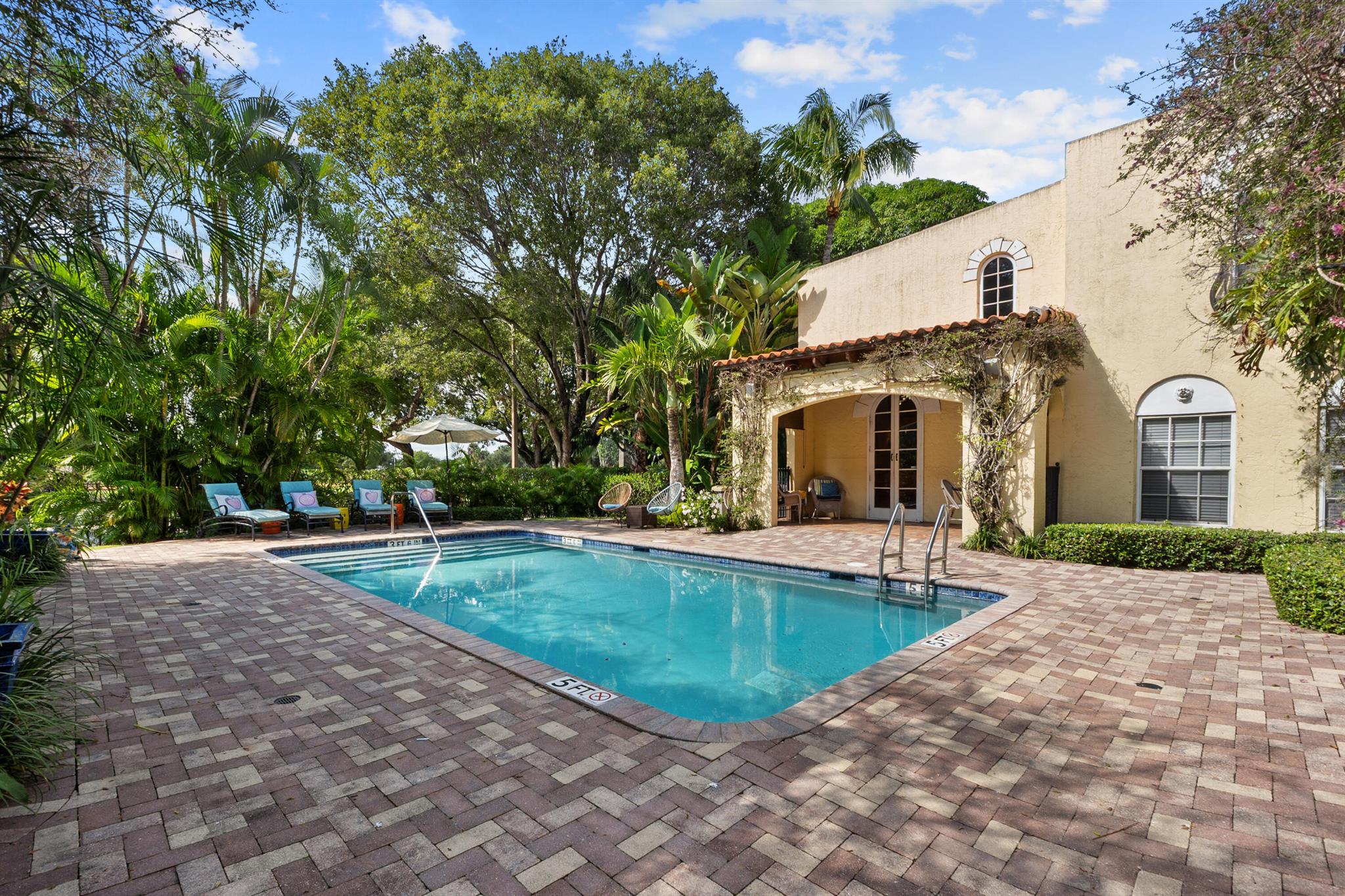 GRANDVIEW HEIGHTS - Residential