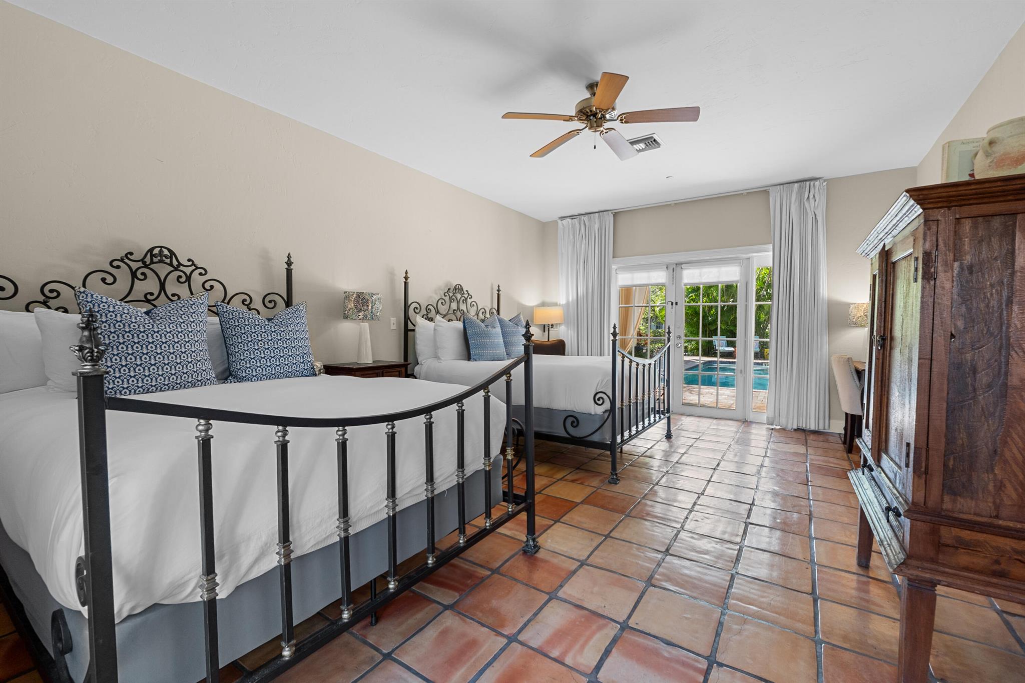 GRANDVIEW HEIGHTS - Residential
