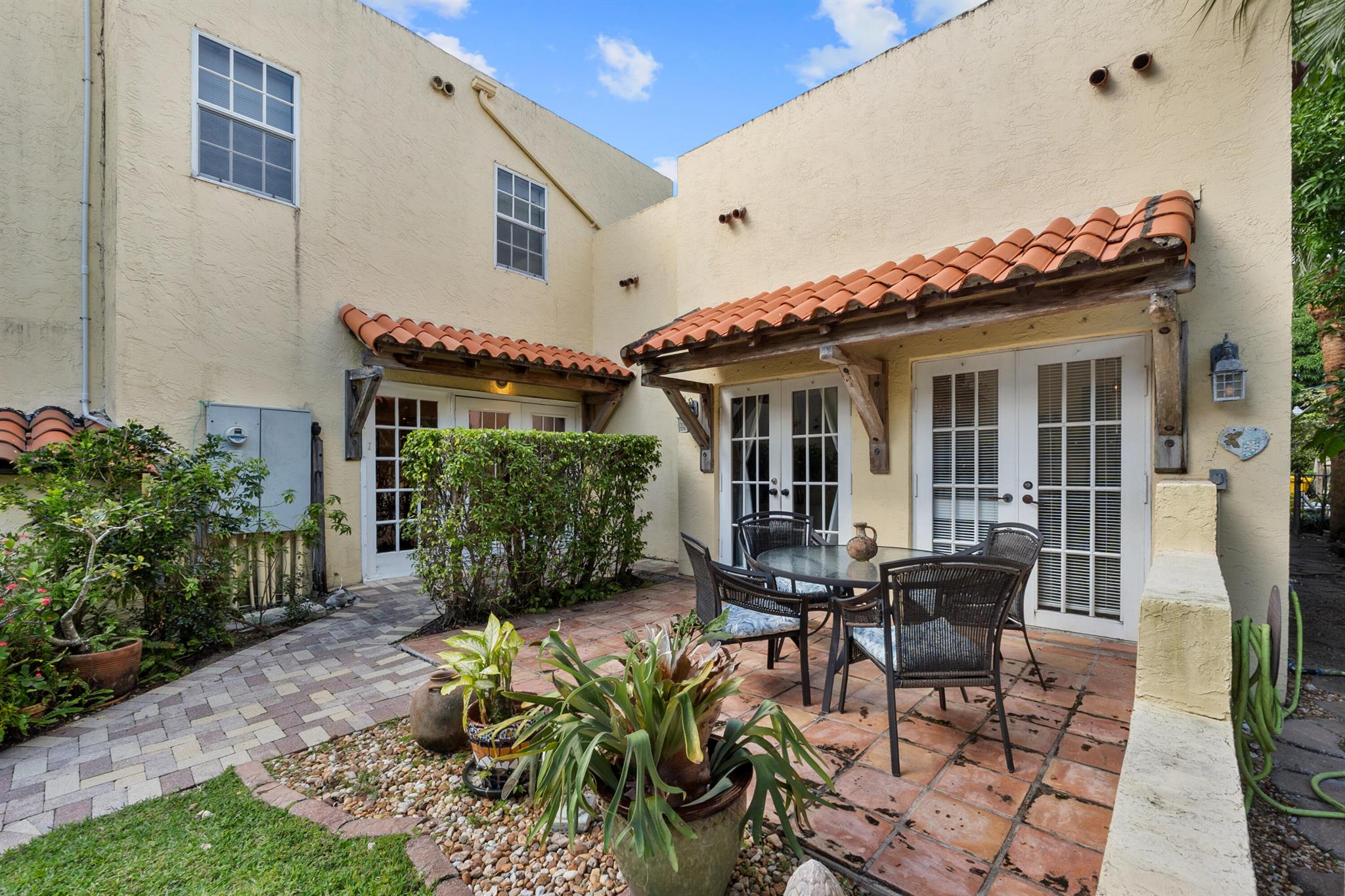 GRANDVIEW HEIGHTS - Residential