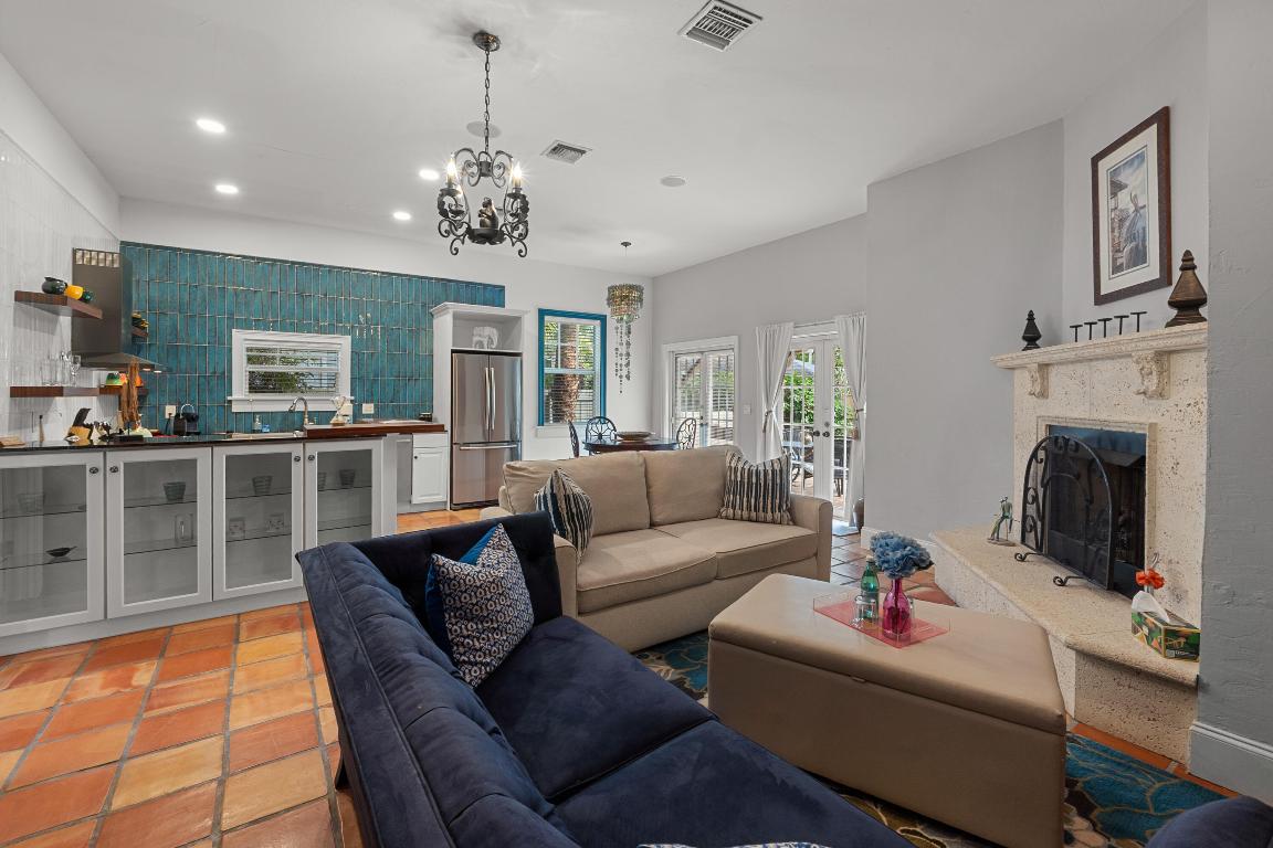 GRANDVIEW HEIGHTS - Residential