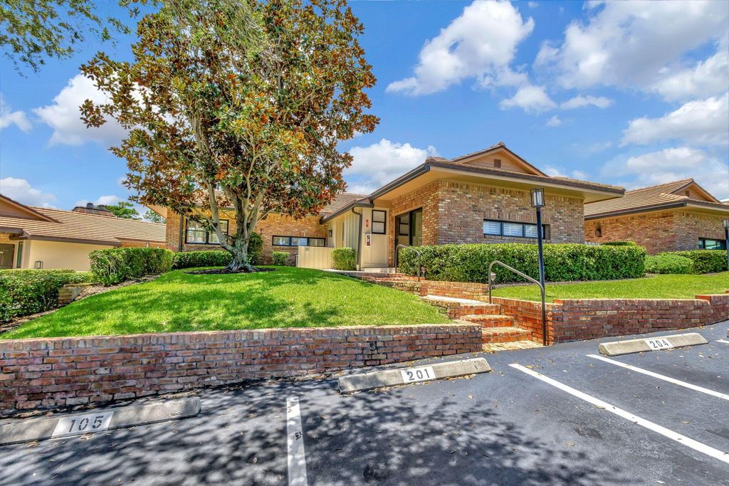 Photo of 11860 SE Hill Club Terrace #204, Jupiter, FL 33469 (MLS # R11001089)