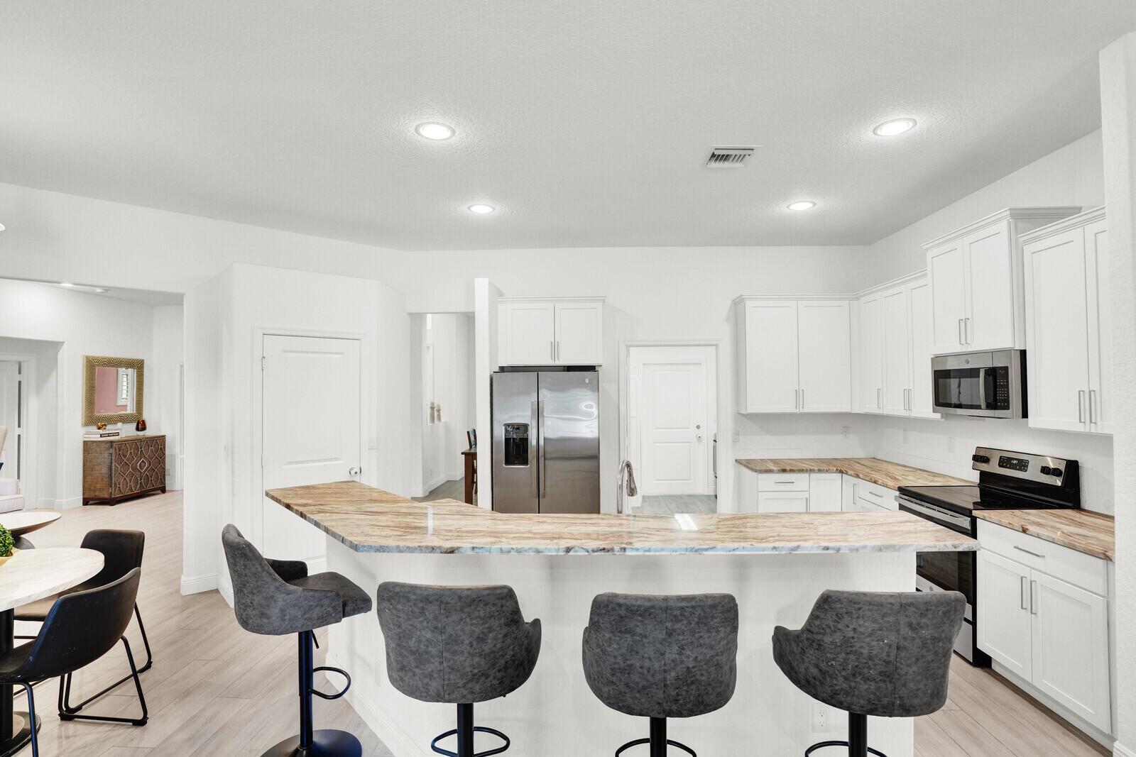 El Rancho Waite - Residential