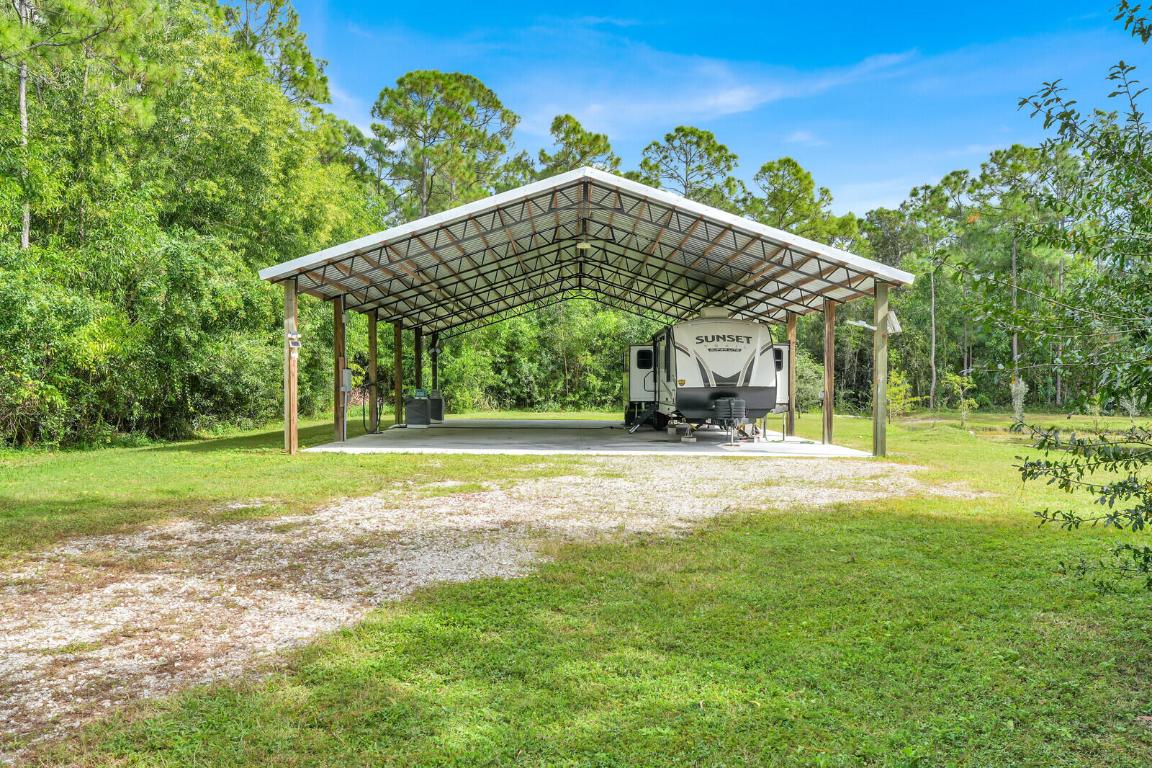 El Rancho Waite - Residential