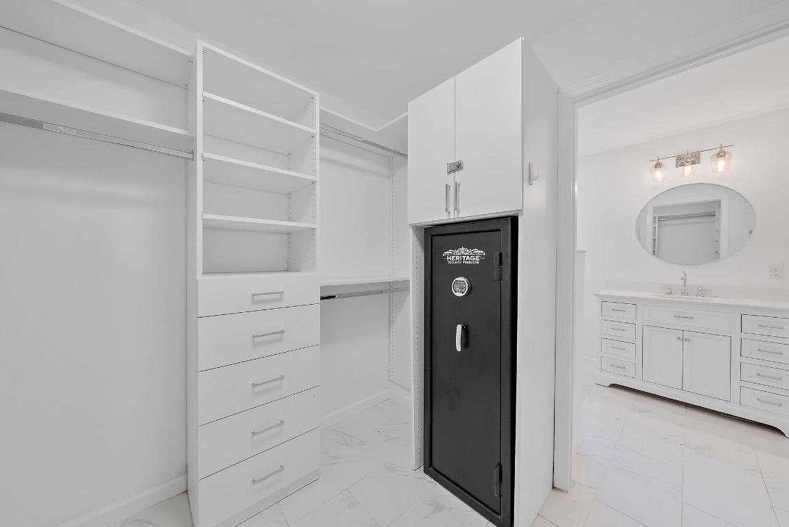 Acreage & Unrec - Residential