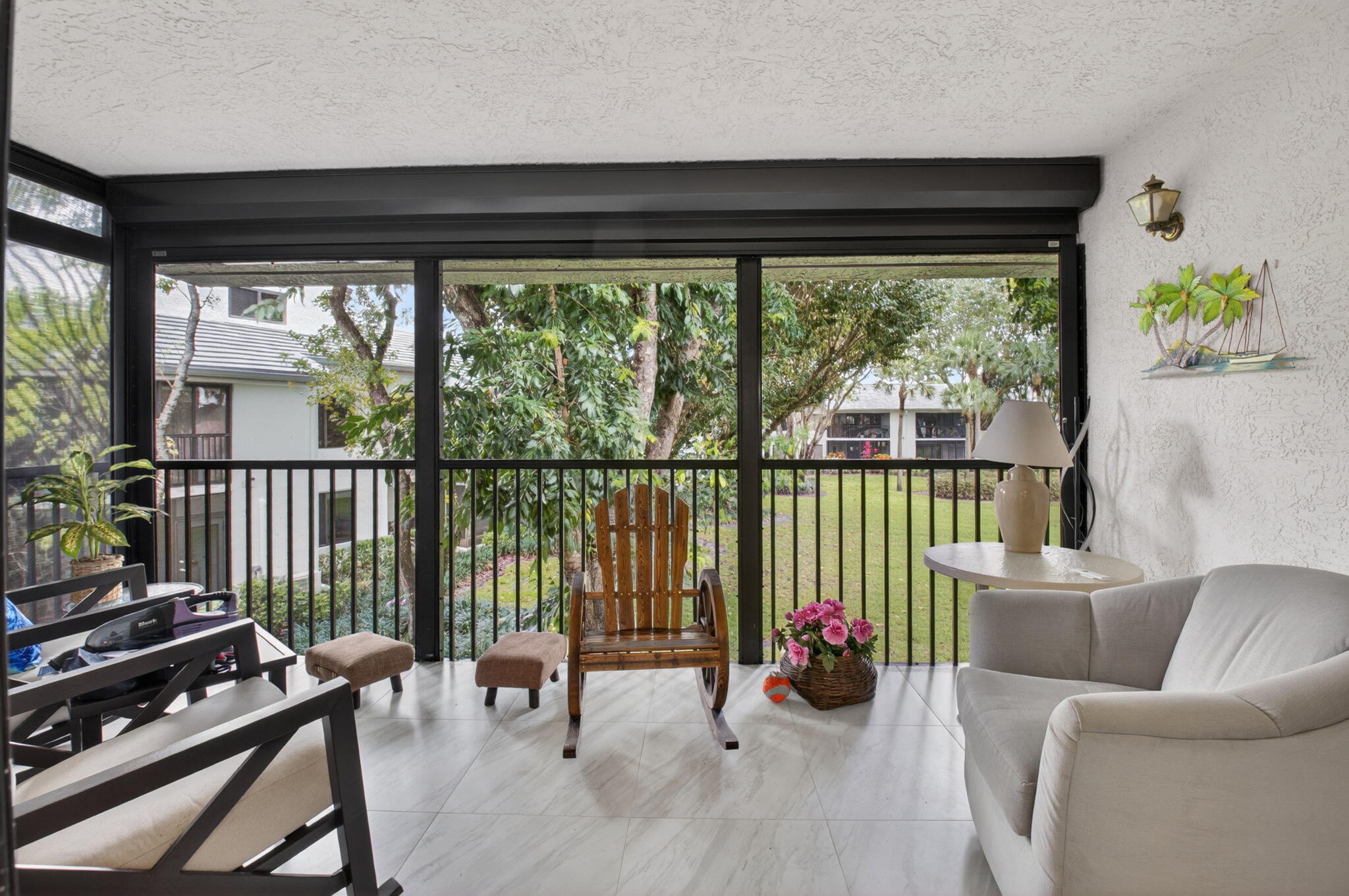 GLENEAGLES CONDO I - Residential Lease