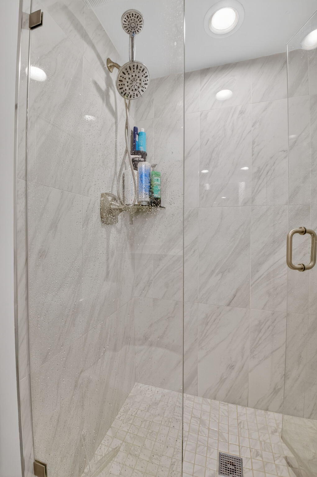 GLENEAGLES CONDO I - Residential Lease