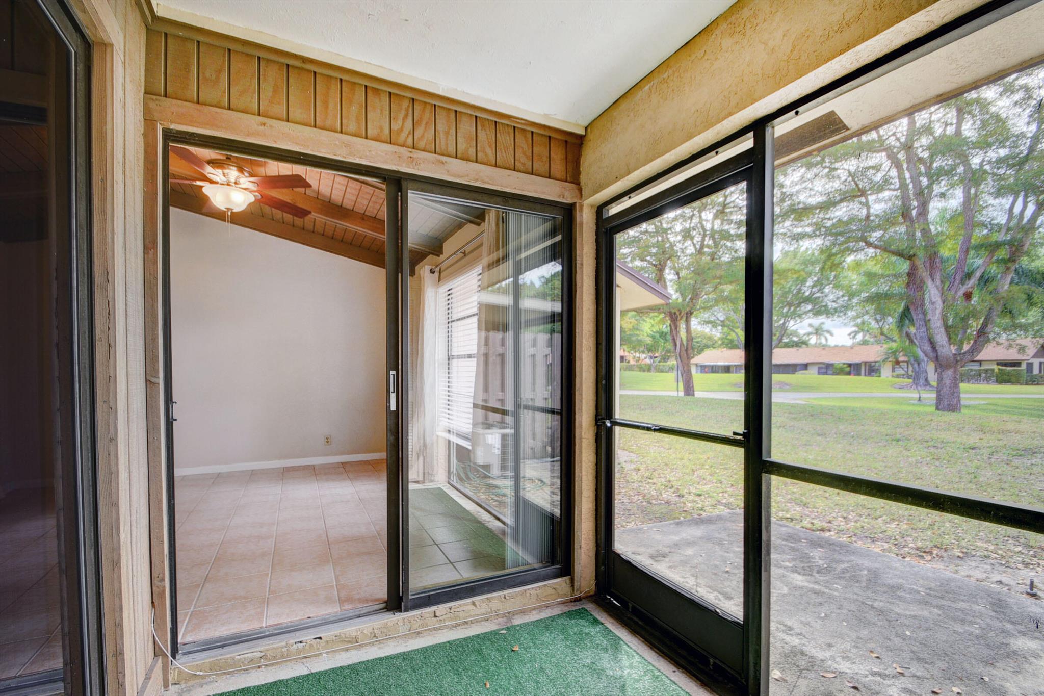 TRADEWINDS AT DOS LAGOS CONDO - Residential