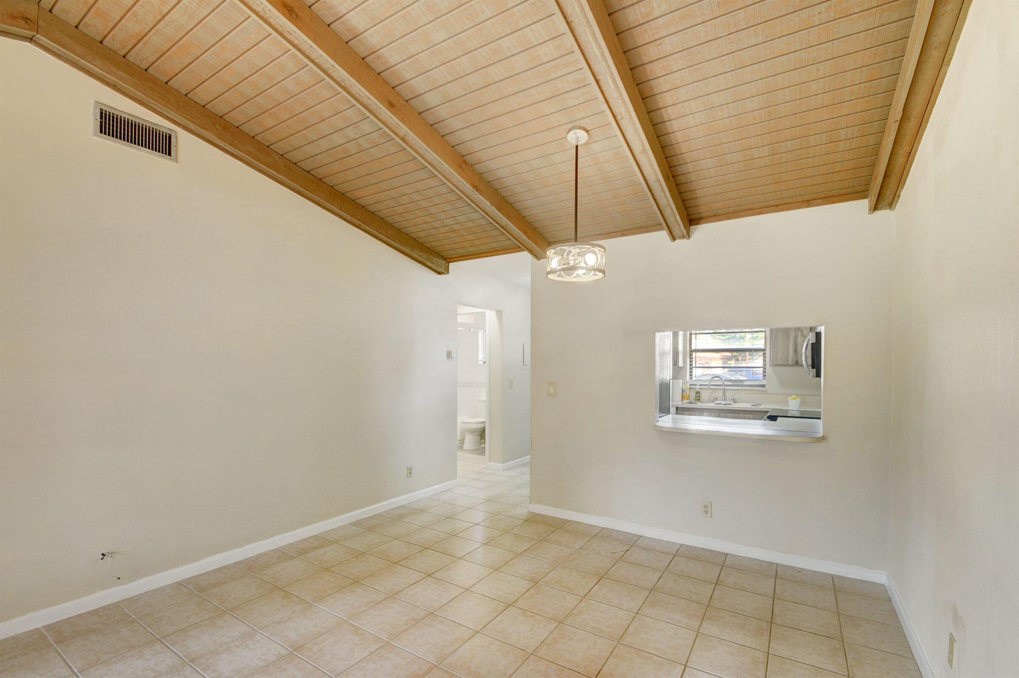 TRADEWINDS AT DOS LAGOS CONDO - Residential