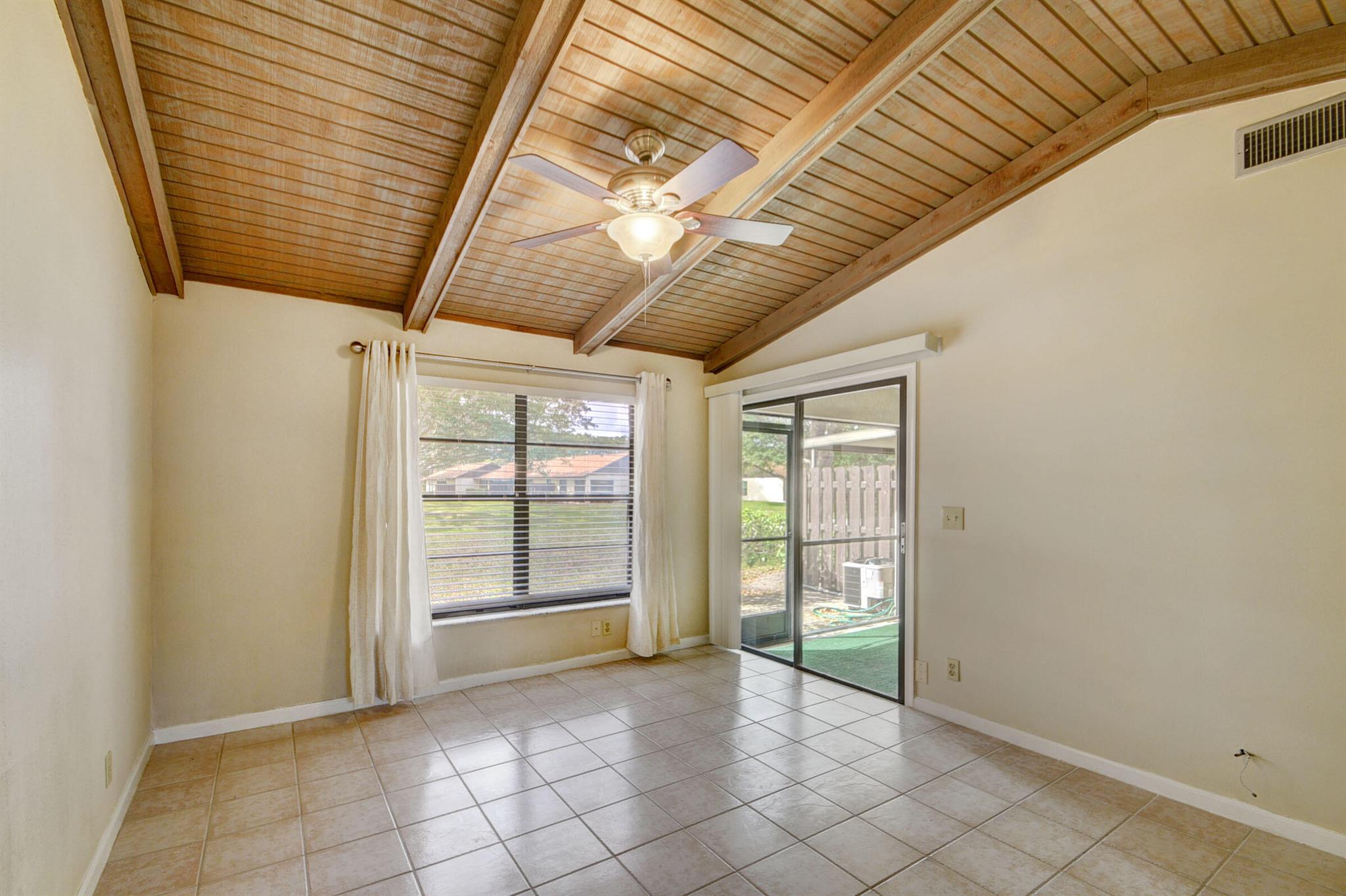 TRADEWINDS AT DOS LAGOS CONDO - Residential