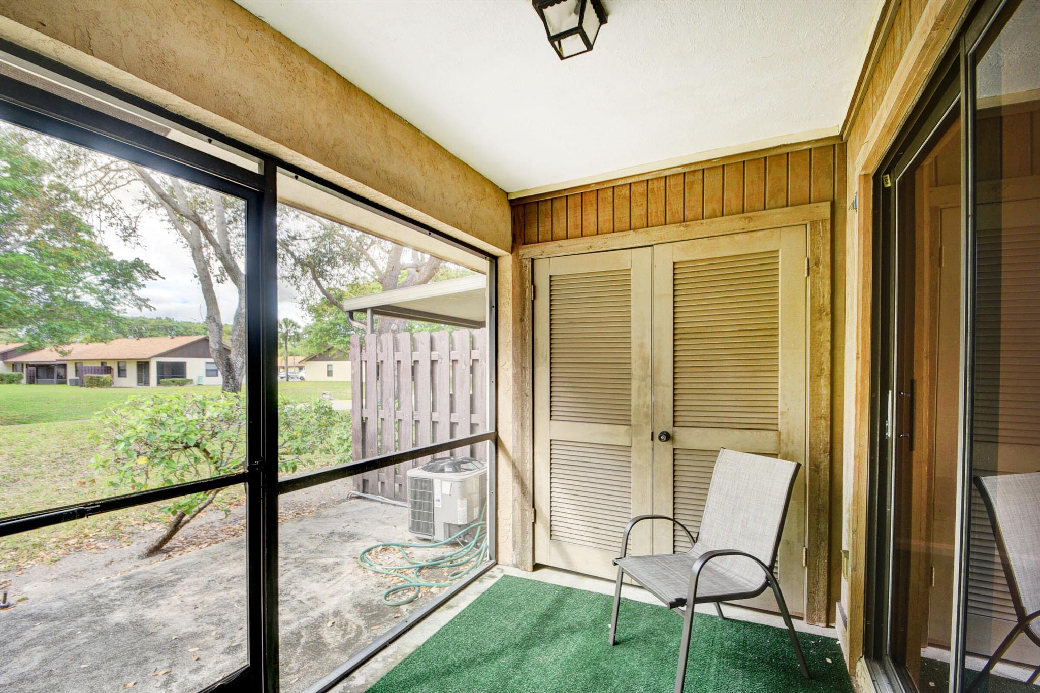 TRADEWINDS AT DOS LAGOS CONDO - Residential