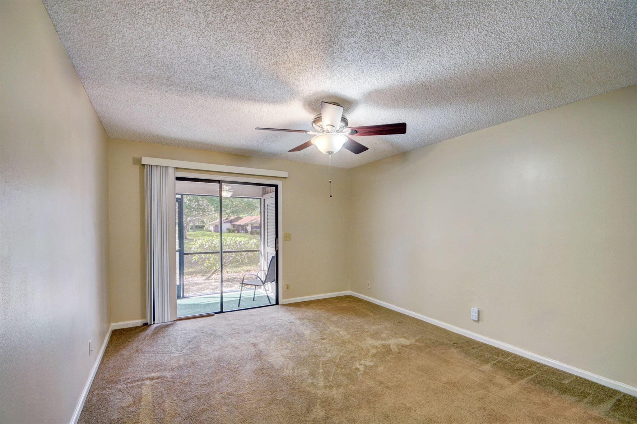 TRADEWINDS AT DOS LAGOS CONDO - Residential