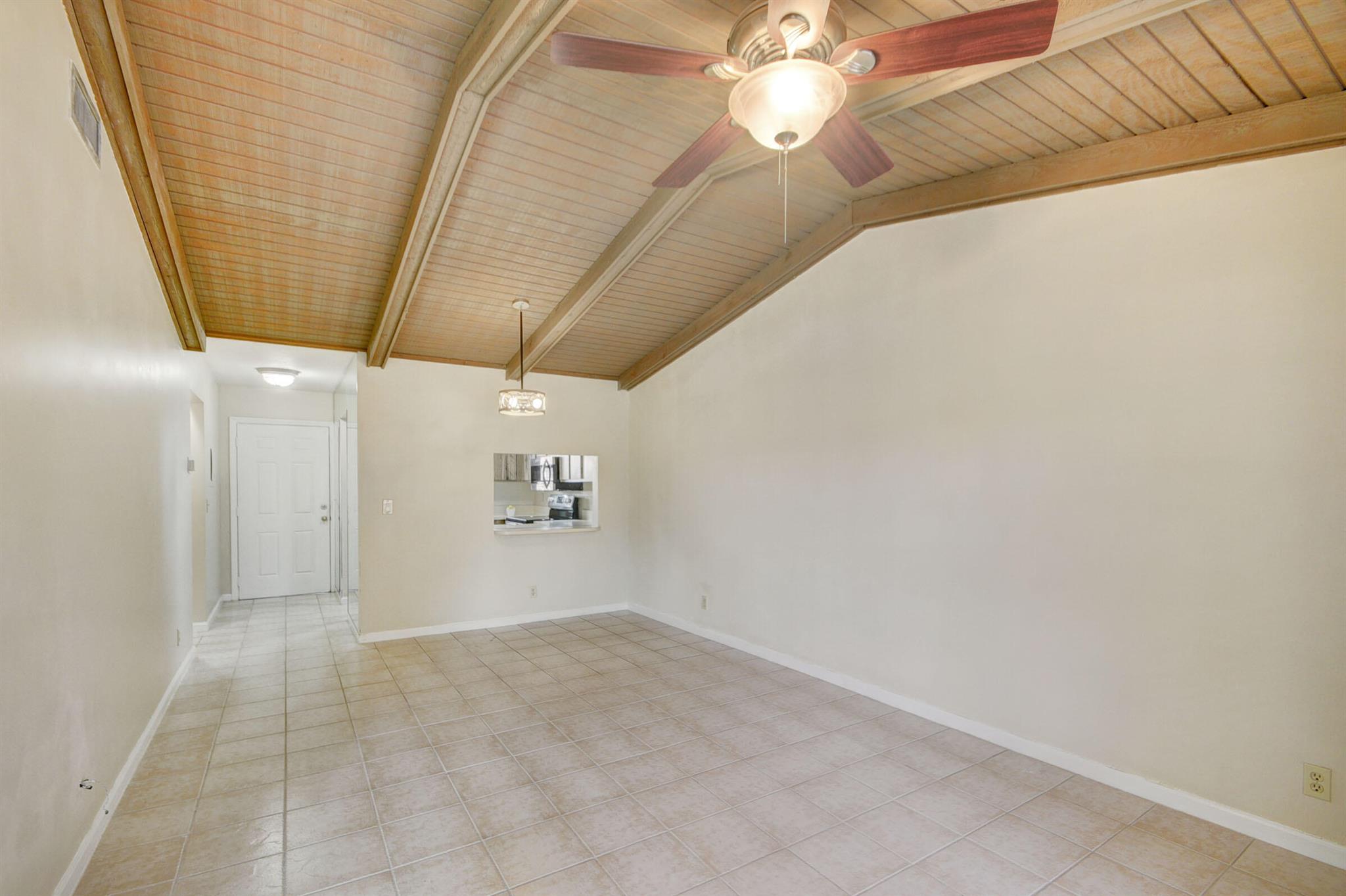 TRADEWINDS AT DOS LAGOS CONDO - Residential