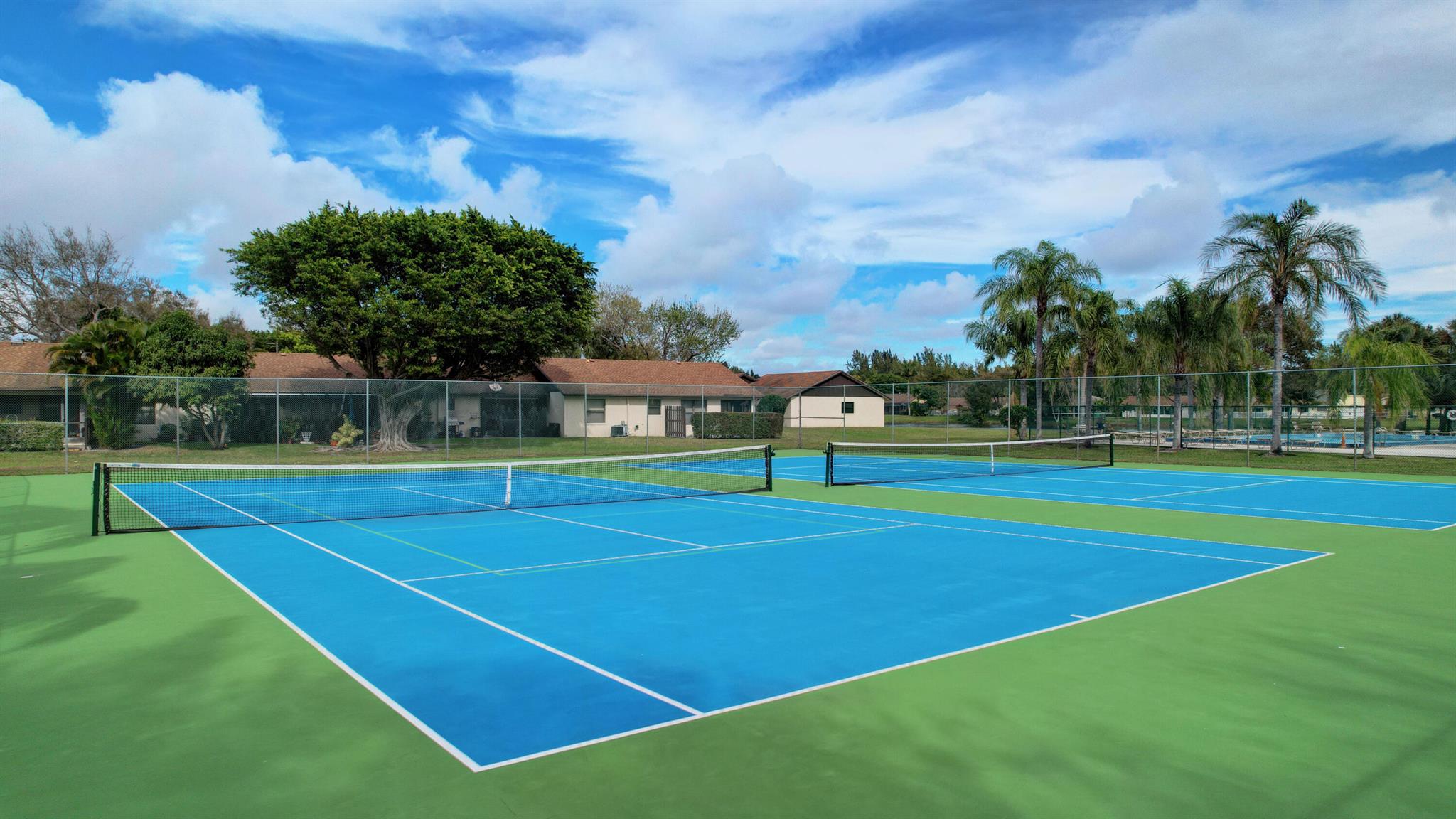 TRADEWINDS AT DOS LAGOS CONDO - Residential