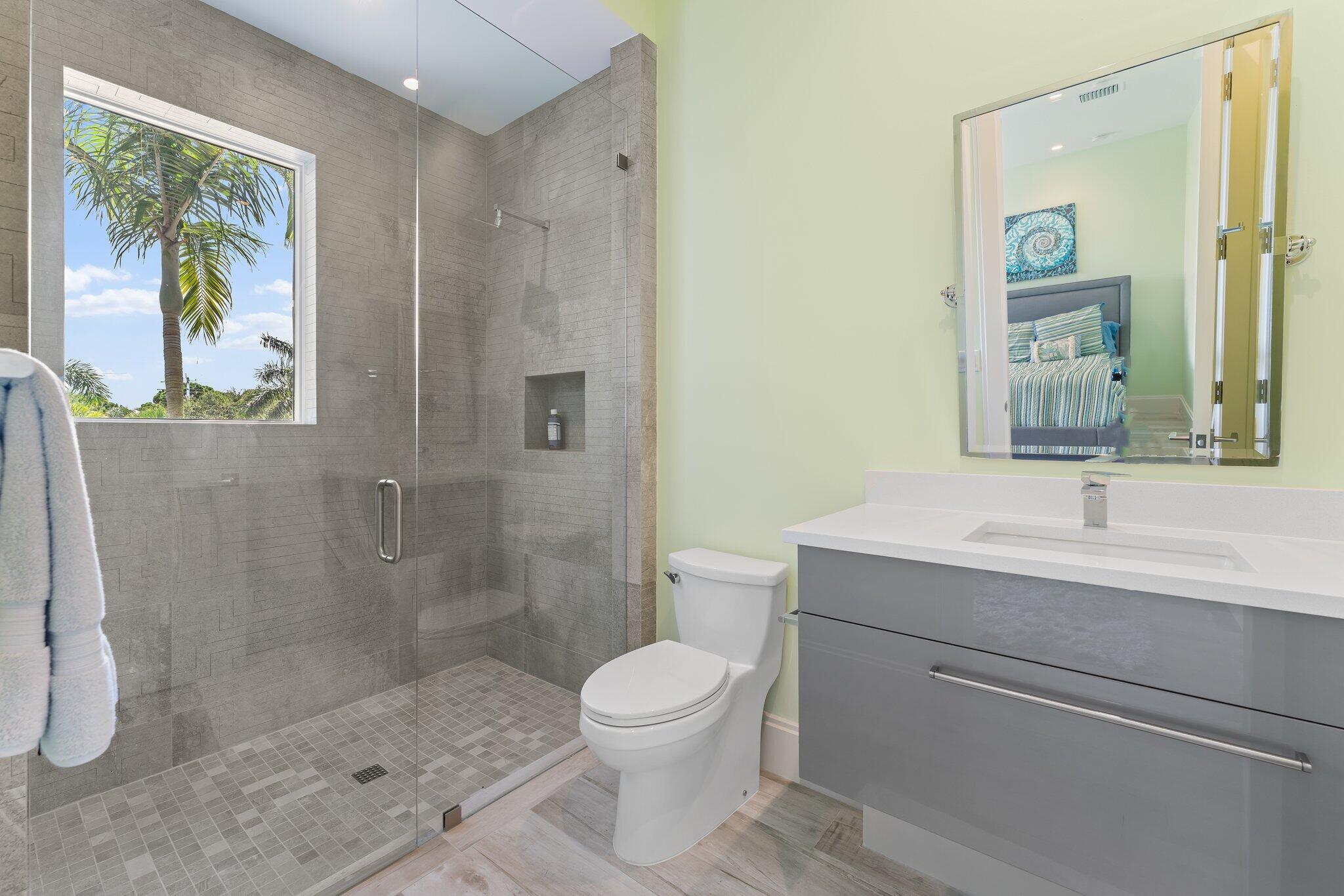 HARBOR PLACE - Residential