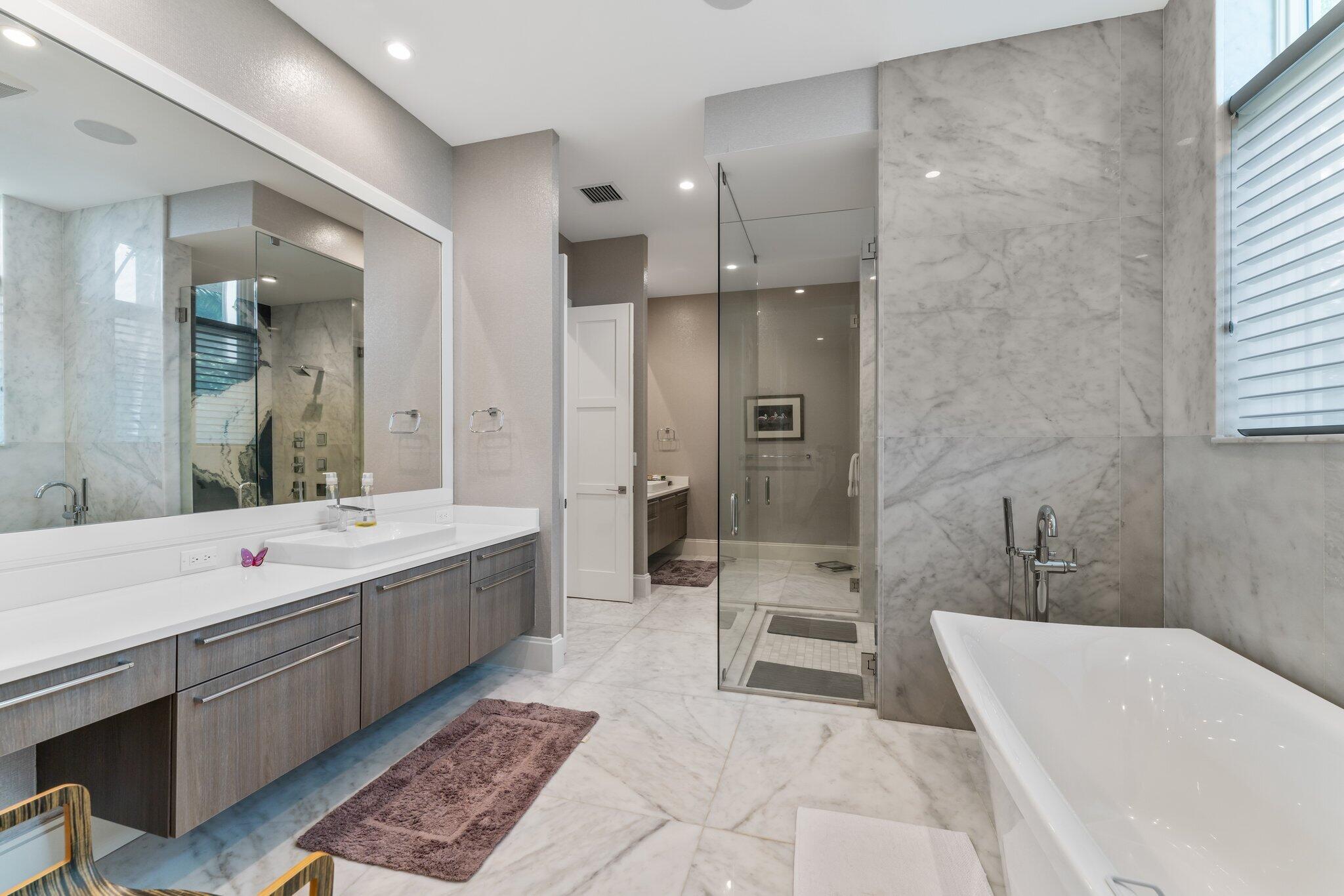 HARBOR PLACE - Residential