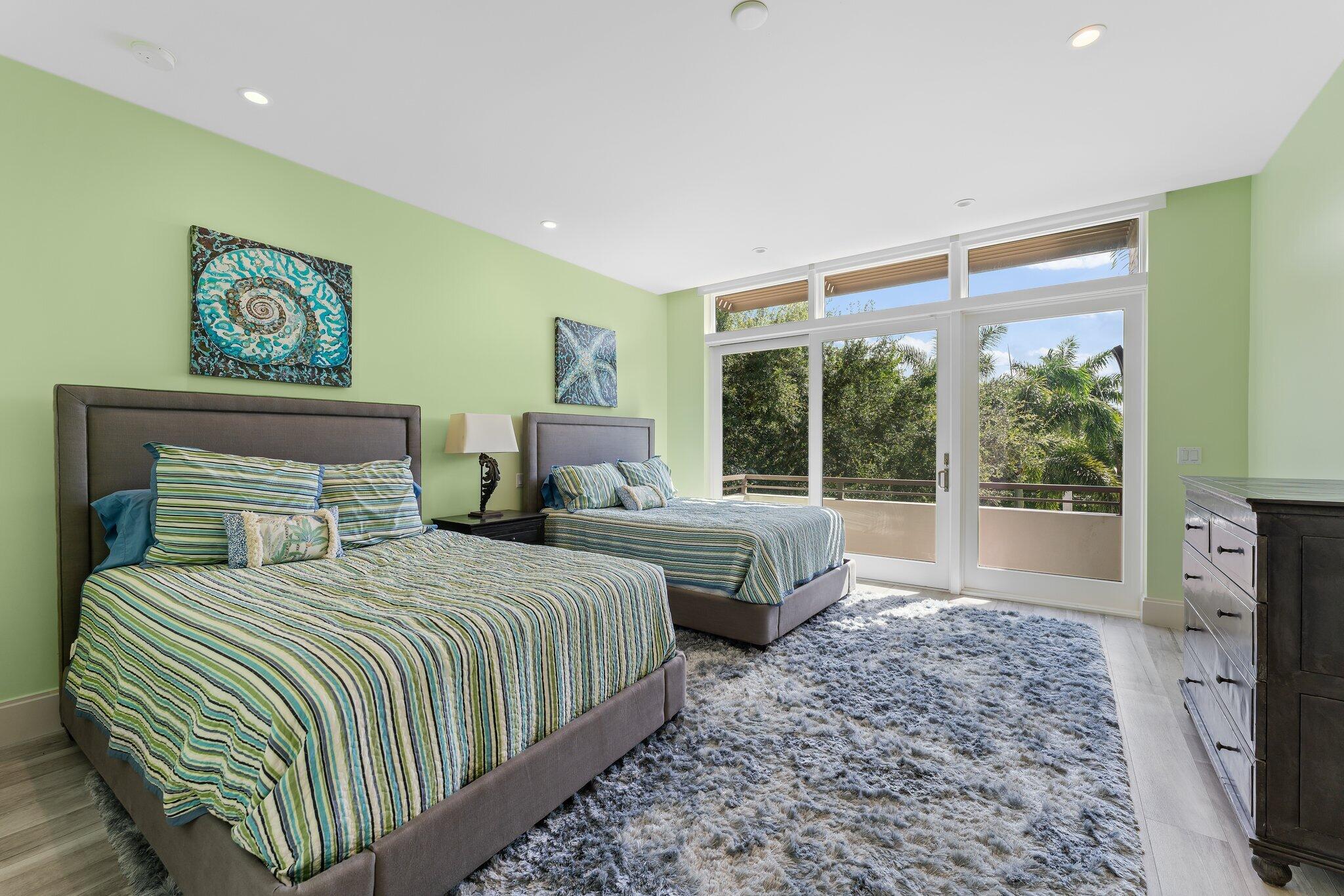 HARBOR PLACE - Residential