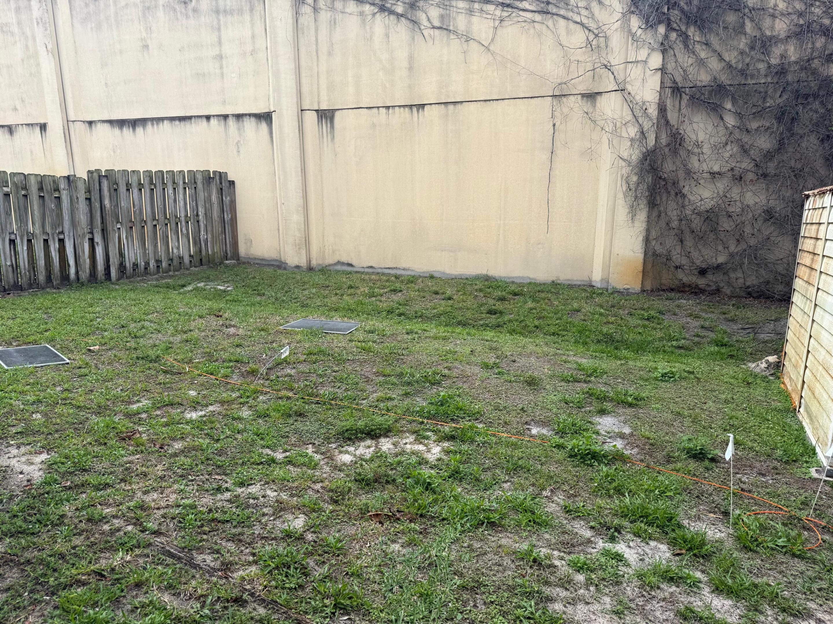 NORTH PALM BEACH HEIGHTS SEC 2B - Residential Lease