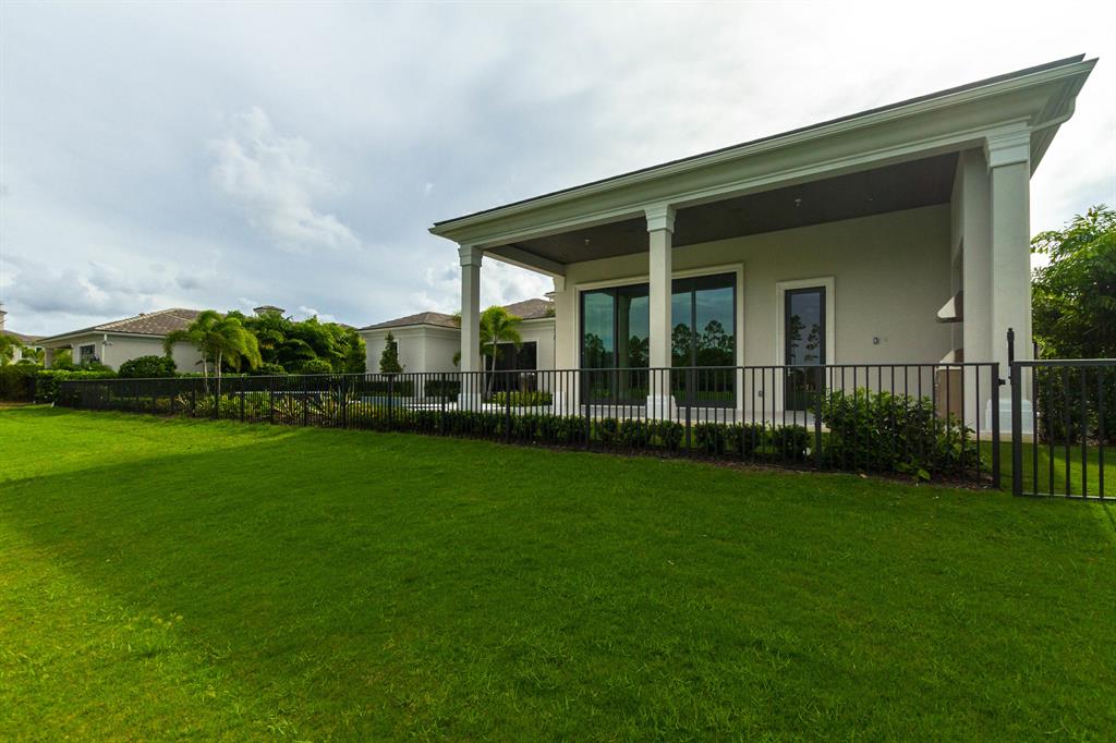 OLD PALM - Residential