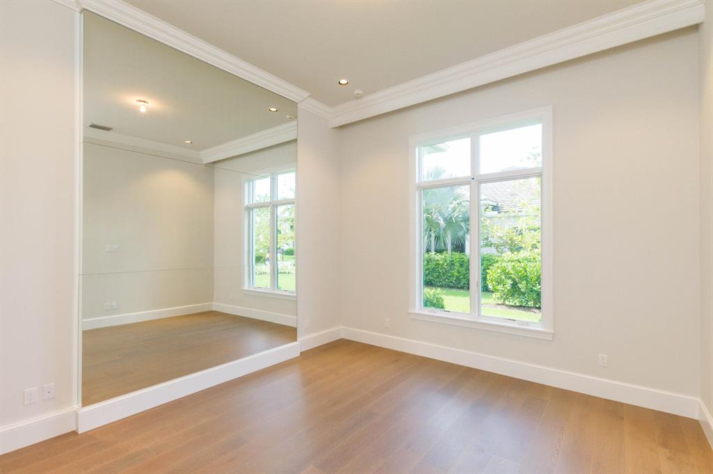 OLD PALM - Residential