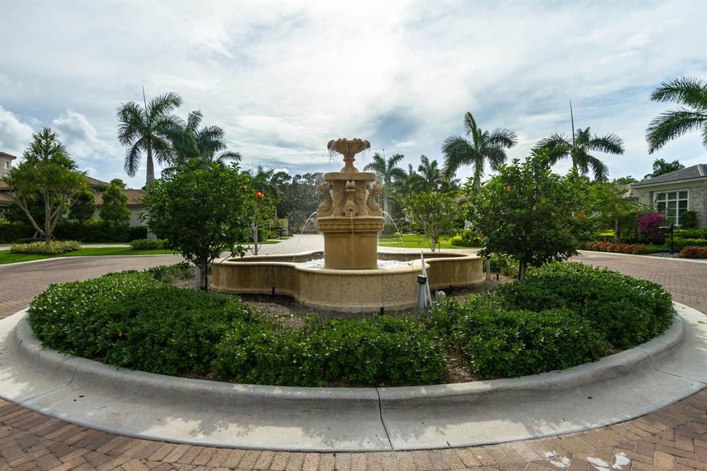 OLD PALM - Residential