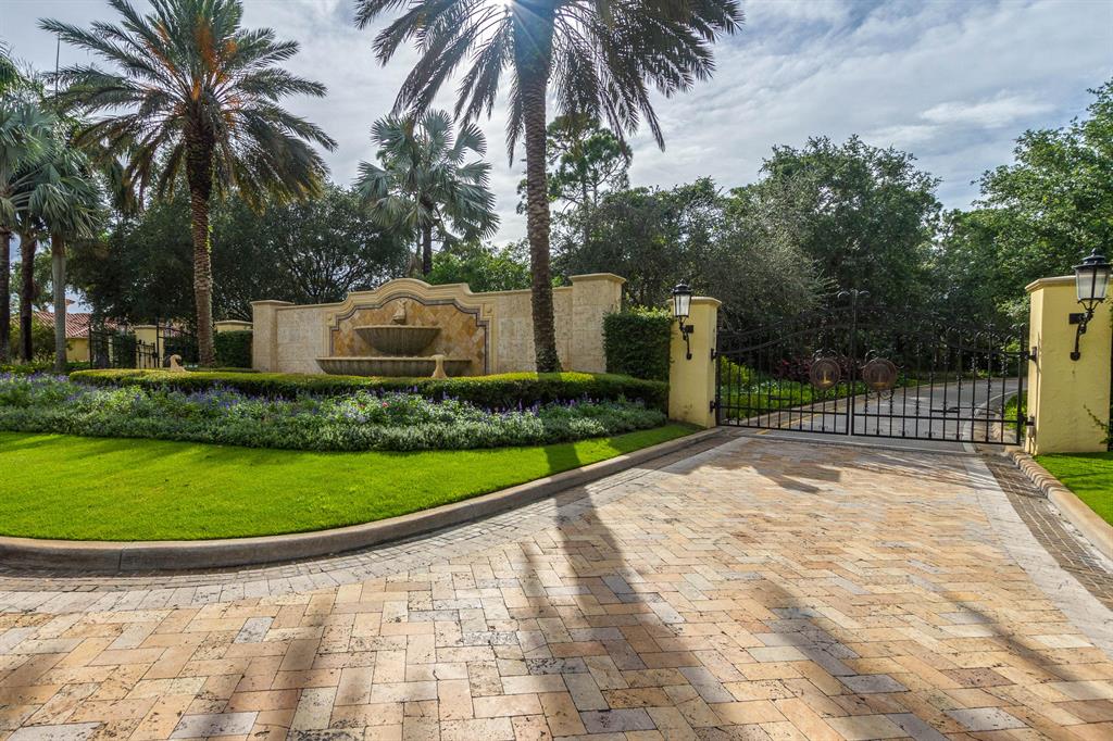 OLD PALM - Residential