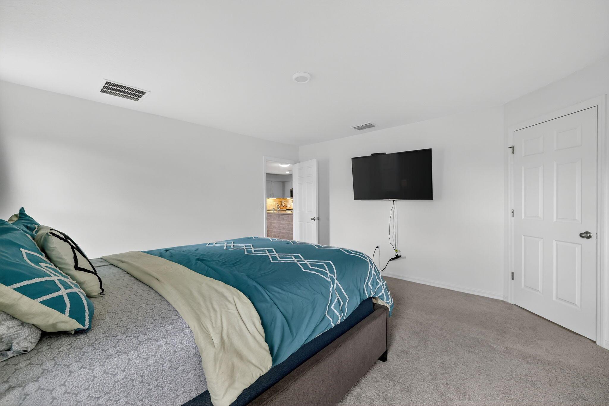 PORT ST LUCIE SECTION 33 - Residential Lease