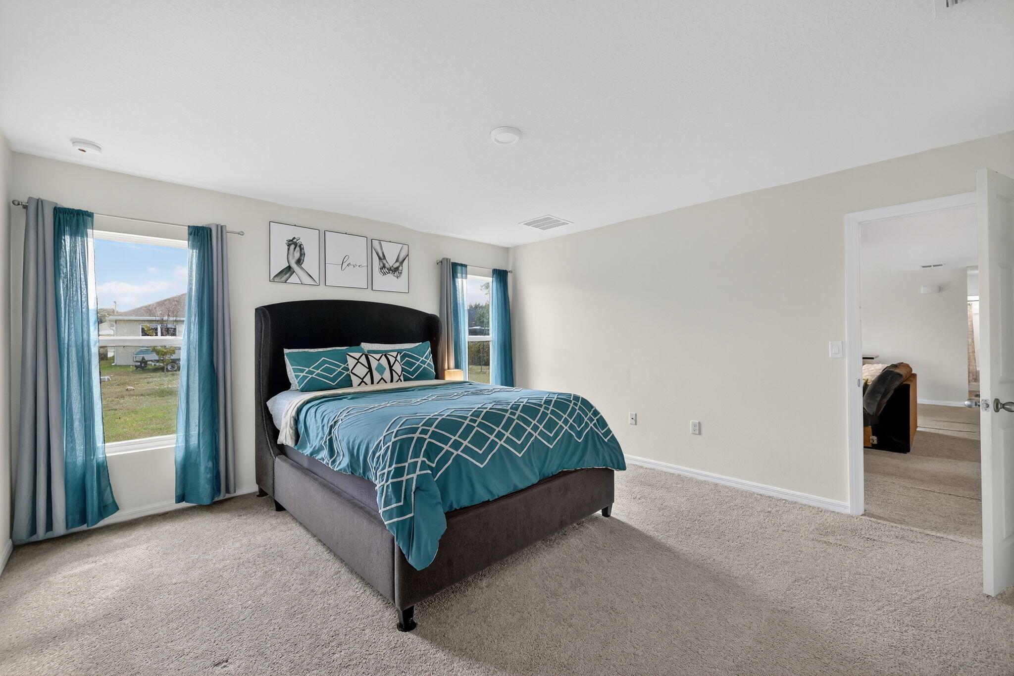 PORT ST LUCIE SECTION 33 - Residential Lease